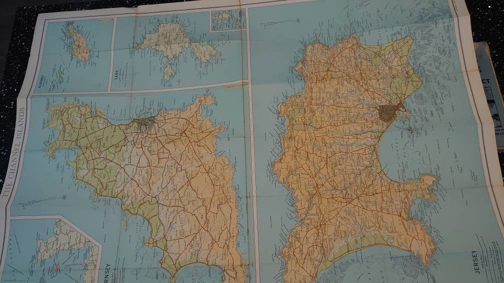 Collection of Bartholomew's half inch and one inch maps of Great Britain. - Image 4