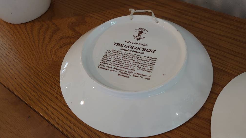 Two Crown China Bird Wall Plates - Image 3