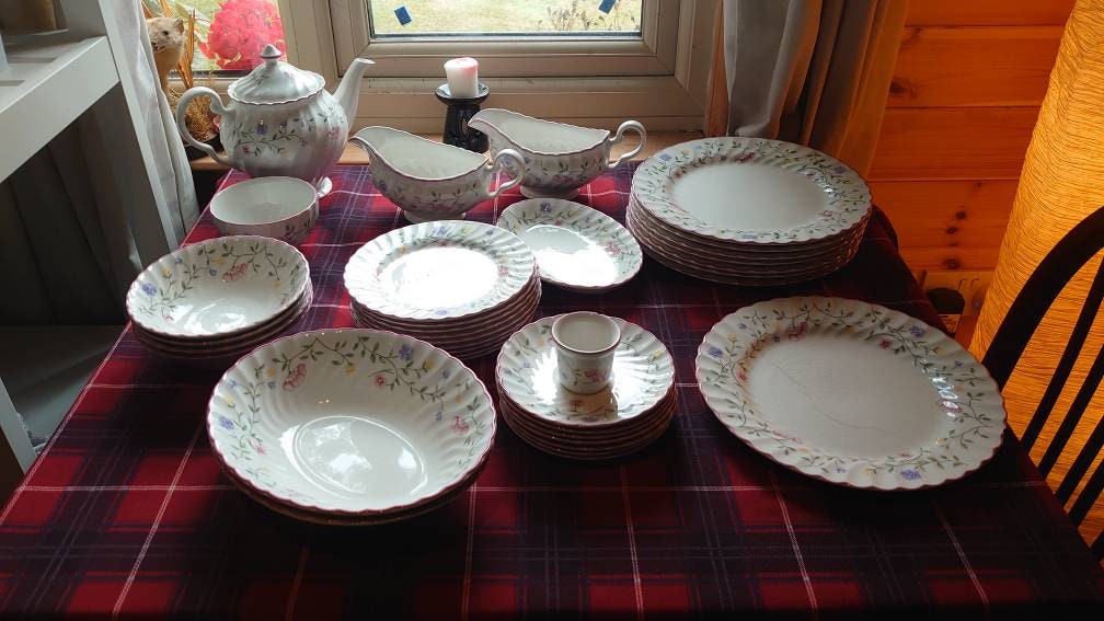 Johnson Brother's Summer Chintz Dining Service/Dinner Set.