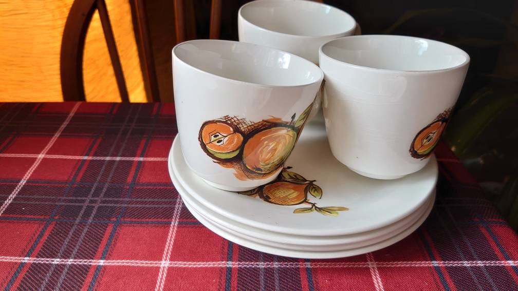 Alfred Meakin "Eden" Studio Tea and Serving Set including 4 Cups and Saucers, Sandwich plate and Fruit Bowl
