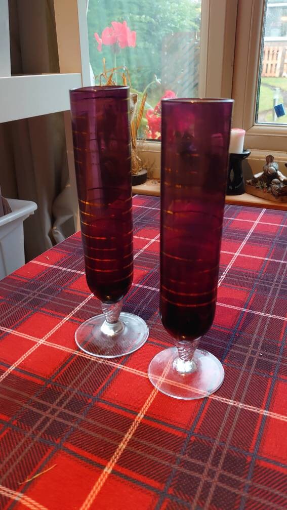 Two Red and Gold banded Glass Champagne Flutes - Image 3
