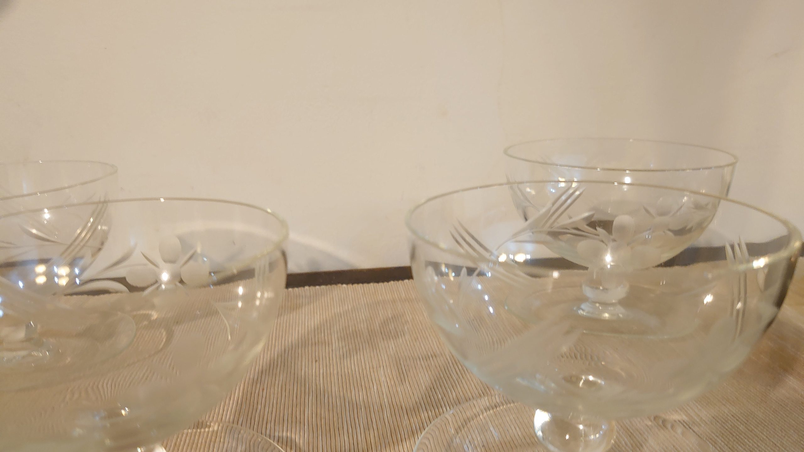 Six (Four Pictured) Pudding Bowls with Etched Flower Motifs - 10cm diameter - 9cm high - Image 5