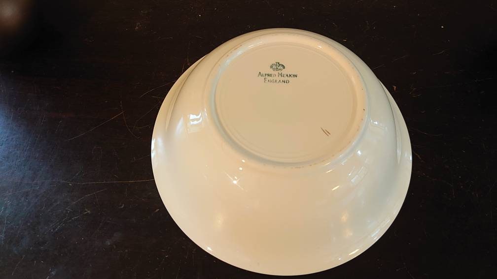 Alfred Meakin Water Lily Baby Blue and Gold Fruit Bowl c24m width - Image 2
