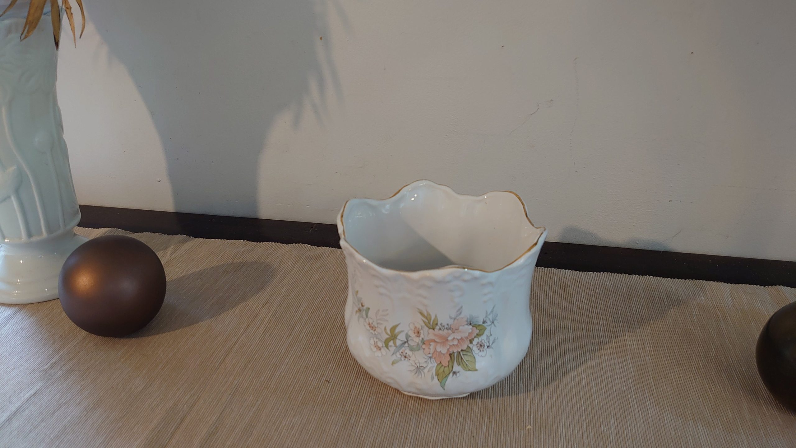 Medium Indoor Floral Motif Ceramic Planter