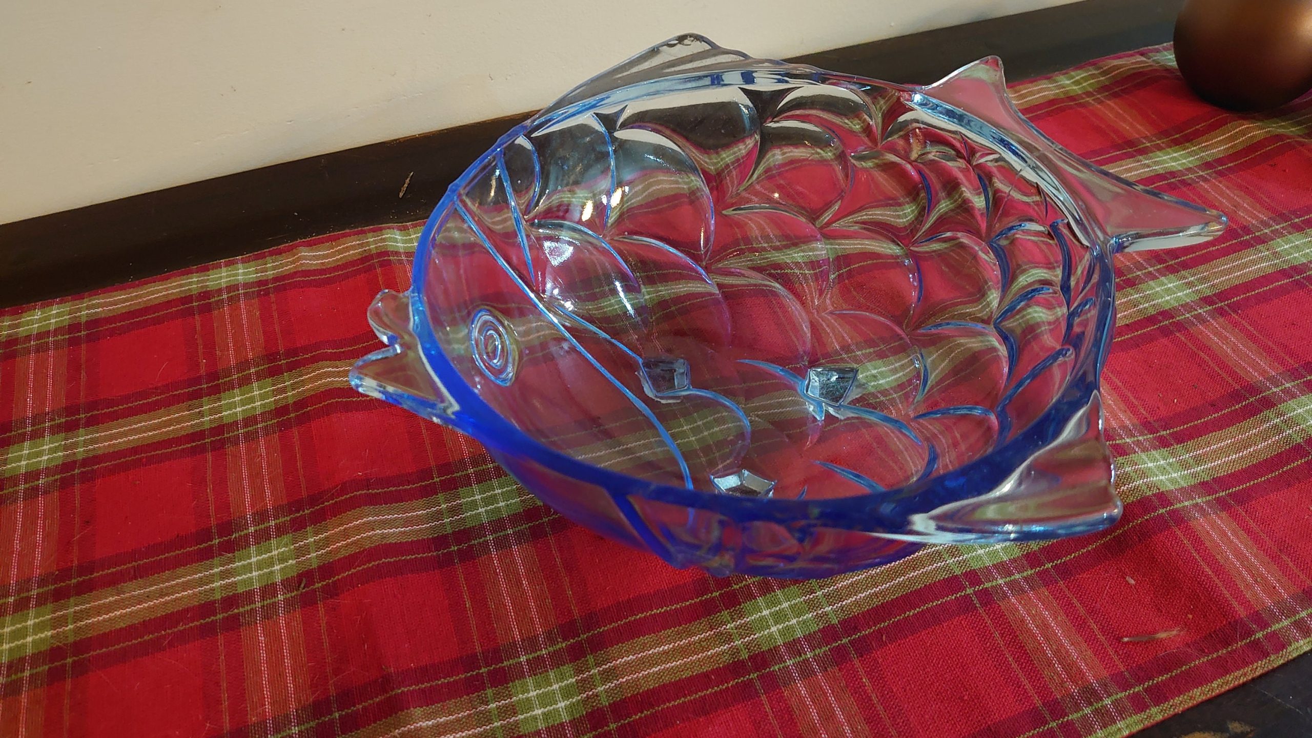 Large Blue Glass "Fish" Bowl - Excellent condition - 26.5cm diameter - Image 4