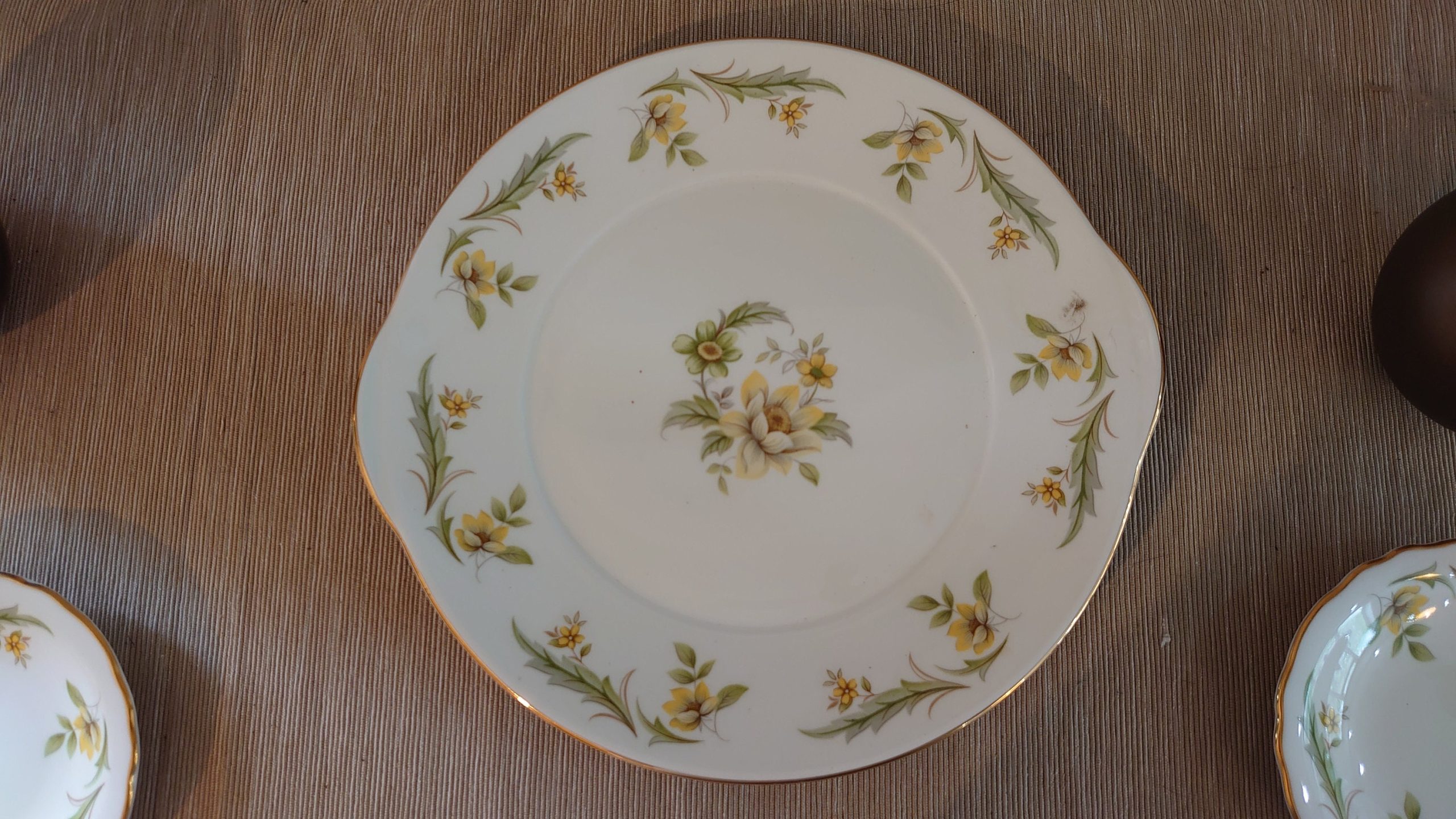 Three Piece Royal Grafton Yellow Rose Plate Set - Sandwich plate and 2x Side Plates - Very Good to excellent condition - Image 6
