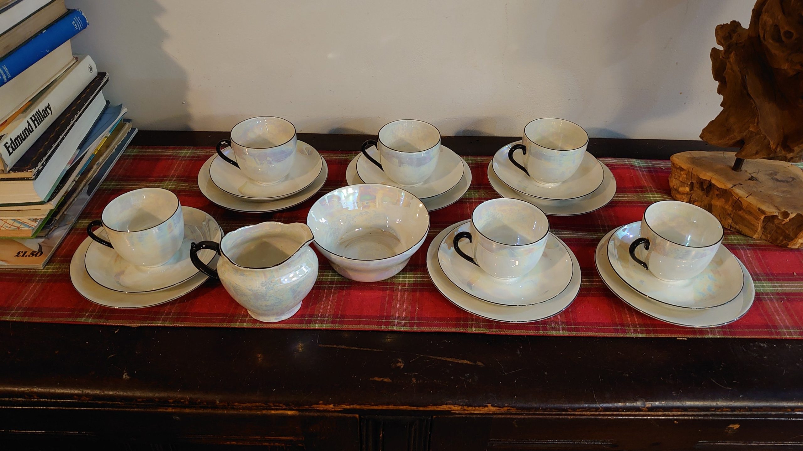 6 Pearlescent Tea Cups, Saucers and Sideplates with a Sugar Bowl & Creamer - Very Good to excellent condition - Czech Slovak Ceramic - Image 3