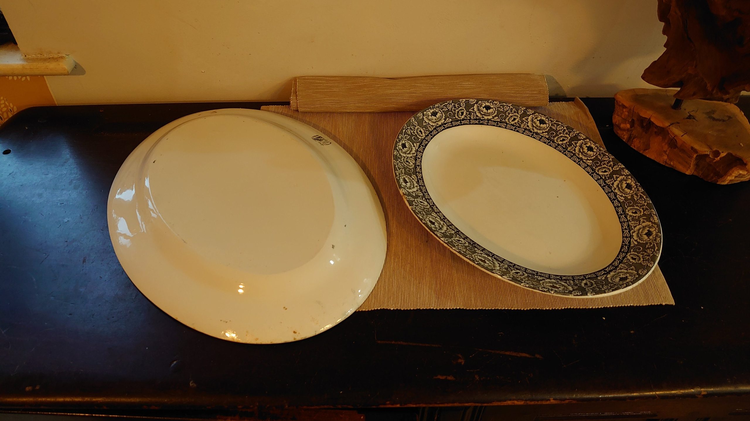 Two J. H. W. (Weatherby) & Sons Ironstone Serving Platters, Hanley, Stoke, UK - Rosary Design - 40cm and 35cm in width - Falcona ware - Image 5