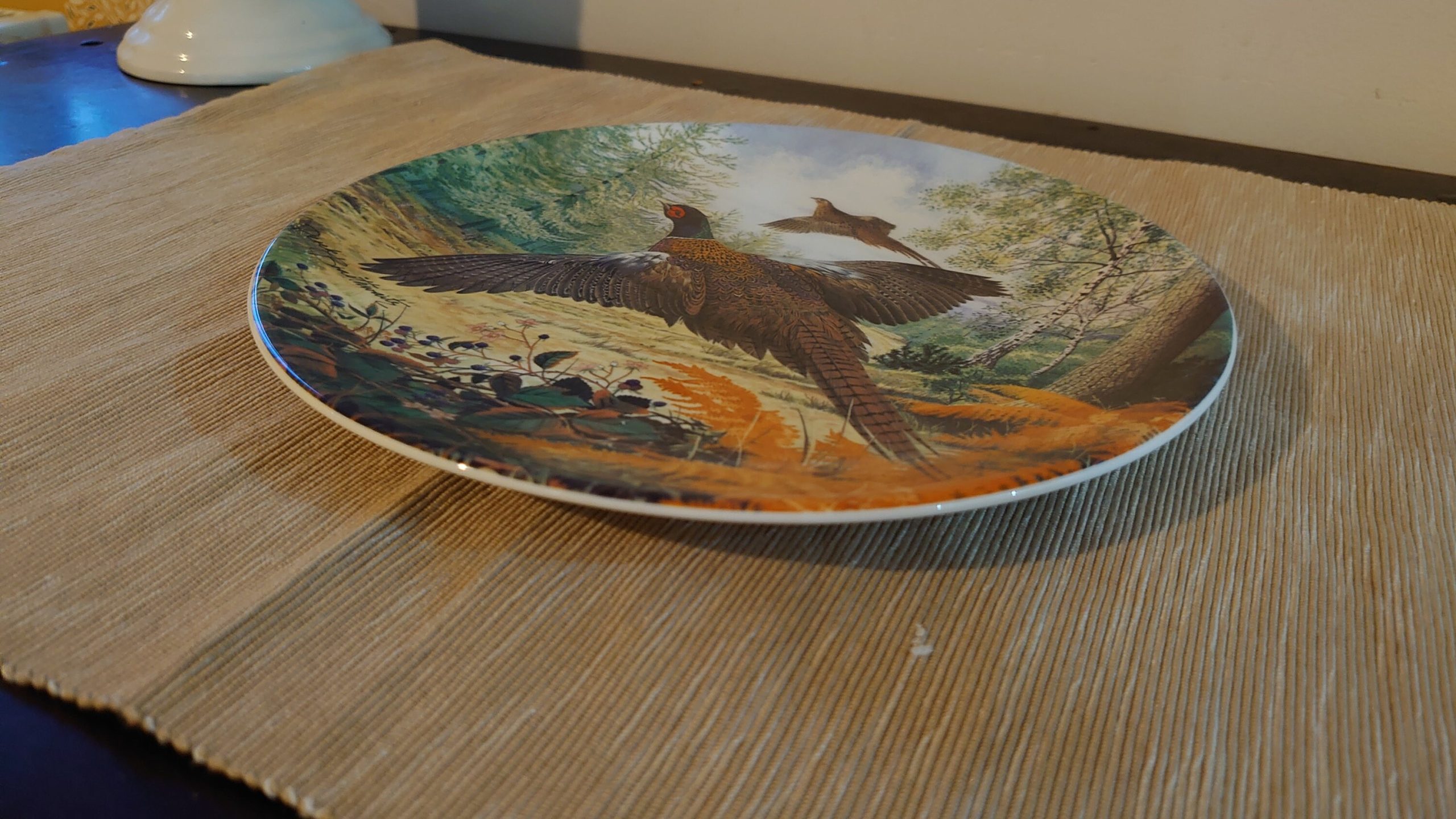 Royal Grafton Decorative Pheasant Plate - fantastically detailed and in excellent condition - 21.5cm diameter - Image 5