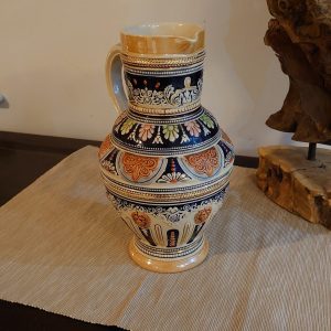 Large Chinese Greco-Roman Style Beige and Blue Water Jug - Highly detailed - 24cm tall