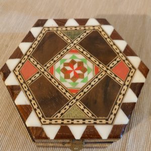Patterned Hexagonal Wooden Box with Fabric Lining and Mirror - 11.5cm diameter - Very Good condition