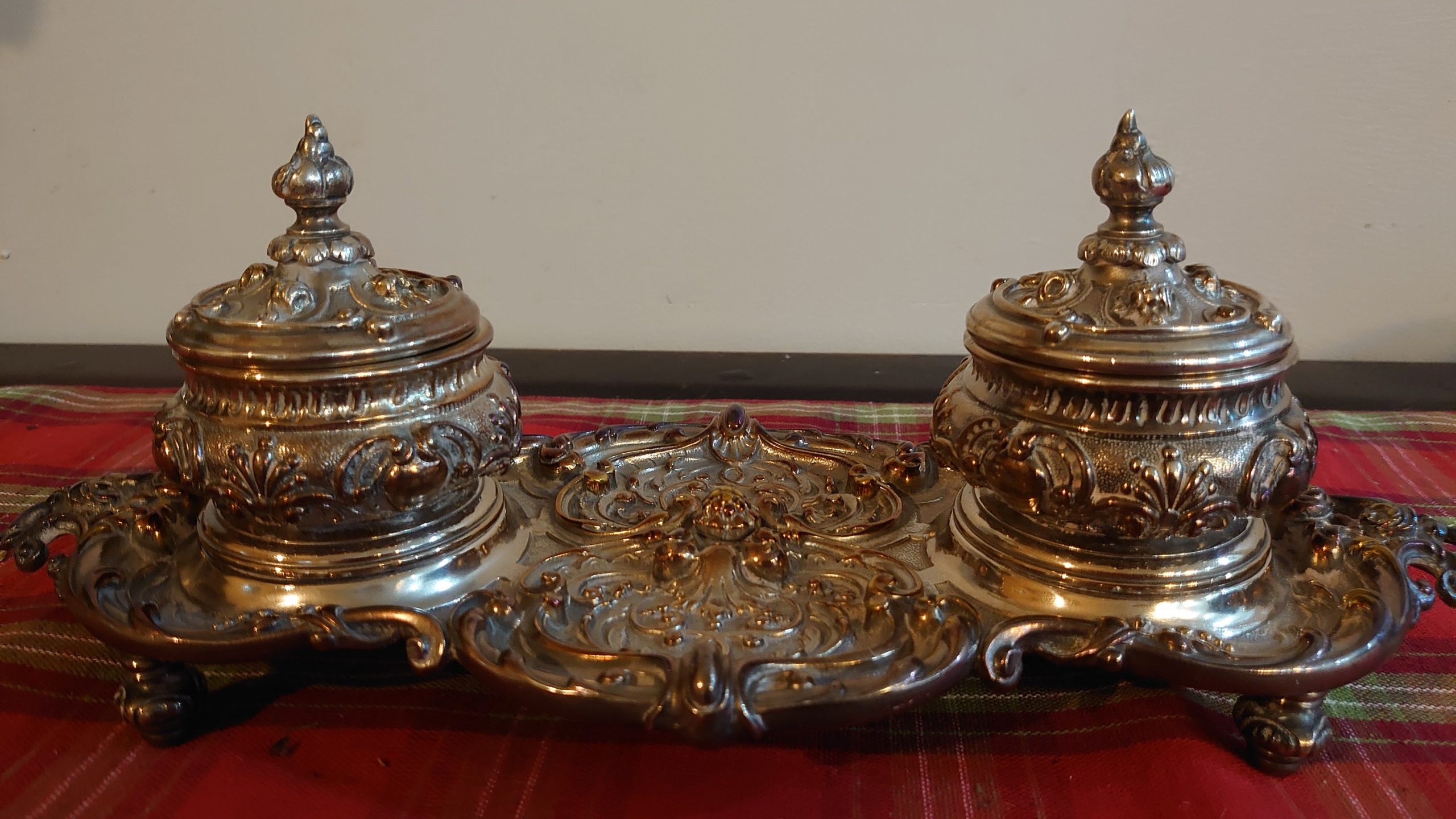 Twin Victorian Pot Plated Inkstand - Very Heavy and Sturdy - Complete with Original Glass Liners - Image 3