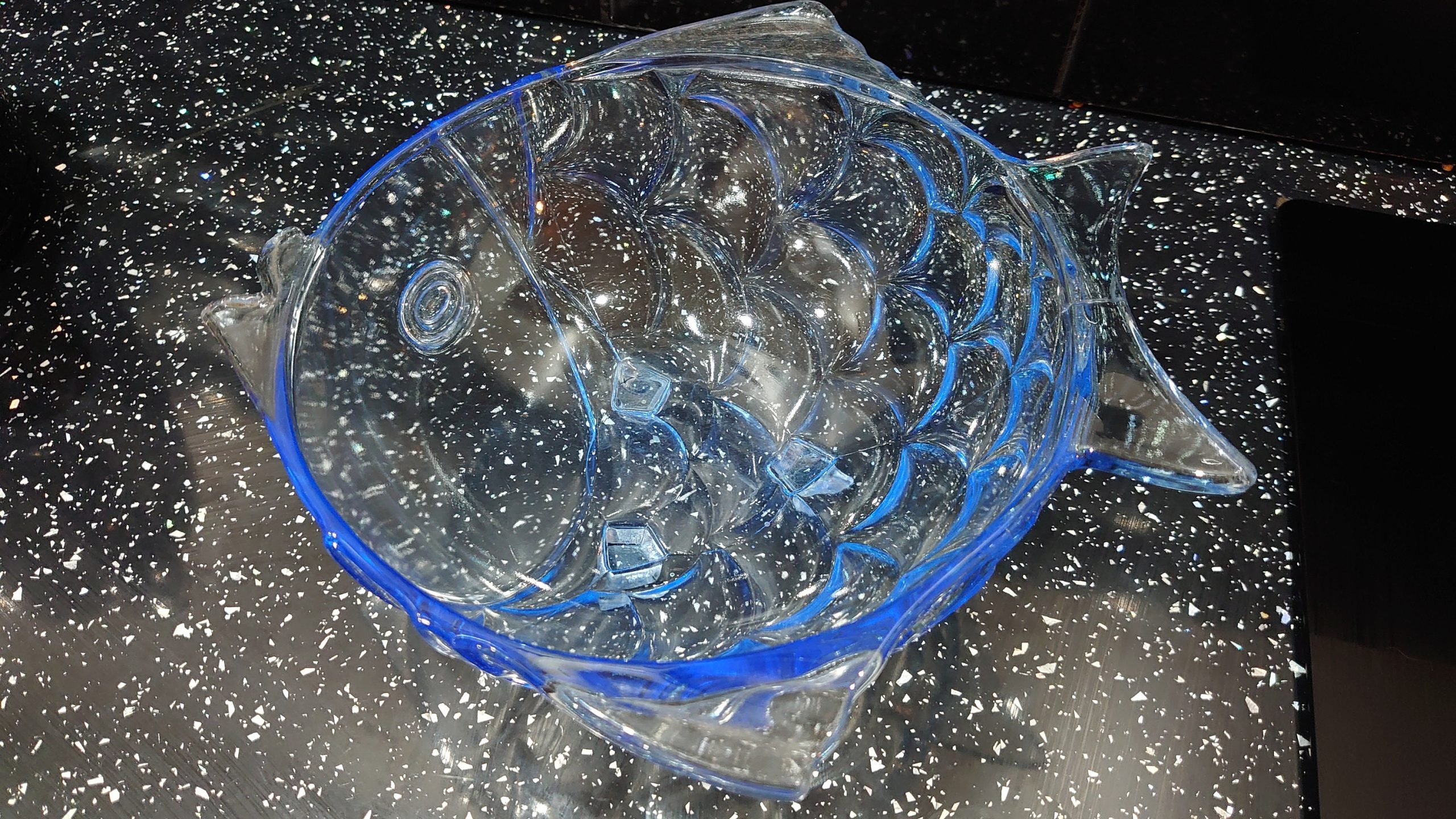 Large Blue Glass "Fish" Bowl - Excellent condition - 26.5cm diameter - Image 3