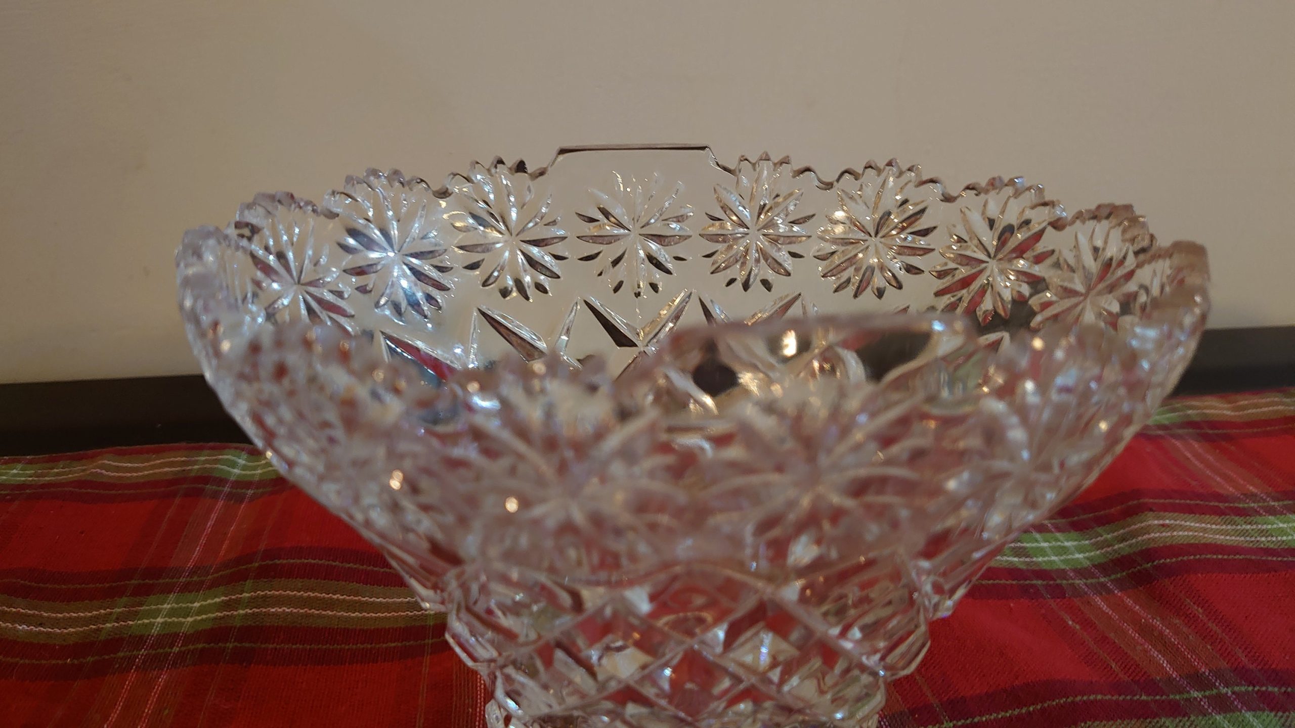 Glass Diamond Cut Bloom Bowl - Excellent condition - Image 6