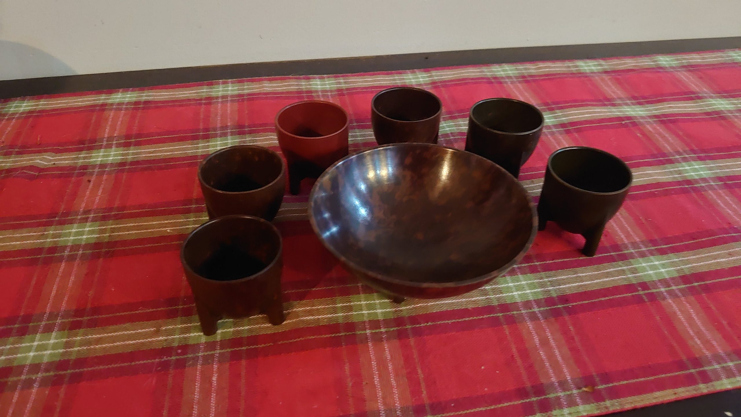 Six Wood Effect Eggcups and a Finger Bowl - 1970s style - Image 2