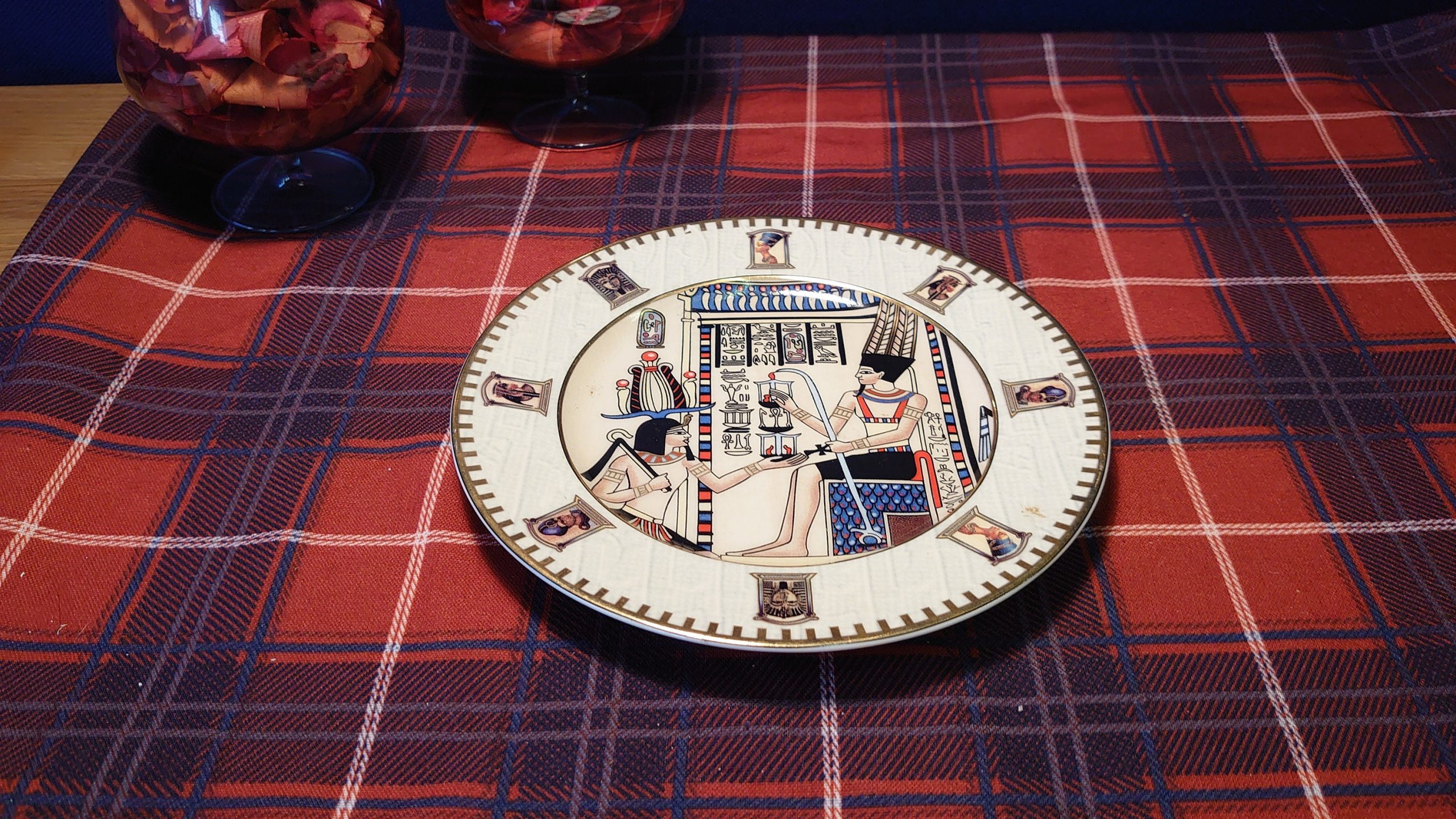Decorative Egyptian Ceramic Plate - 19.5cm in diameter - Excellent Condition - Image 2