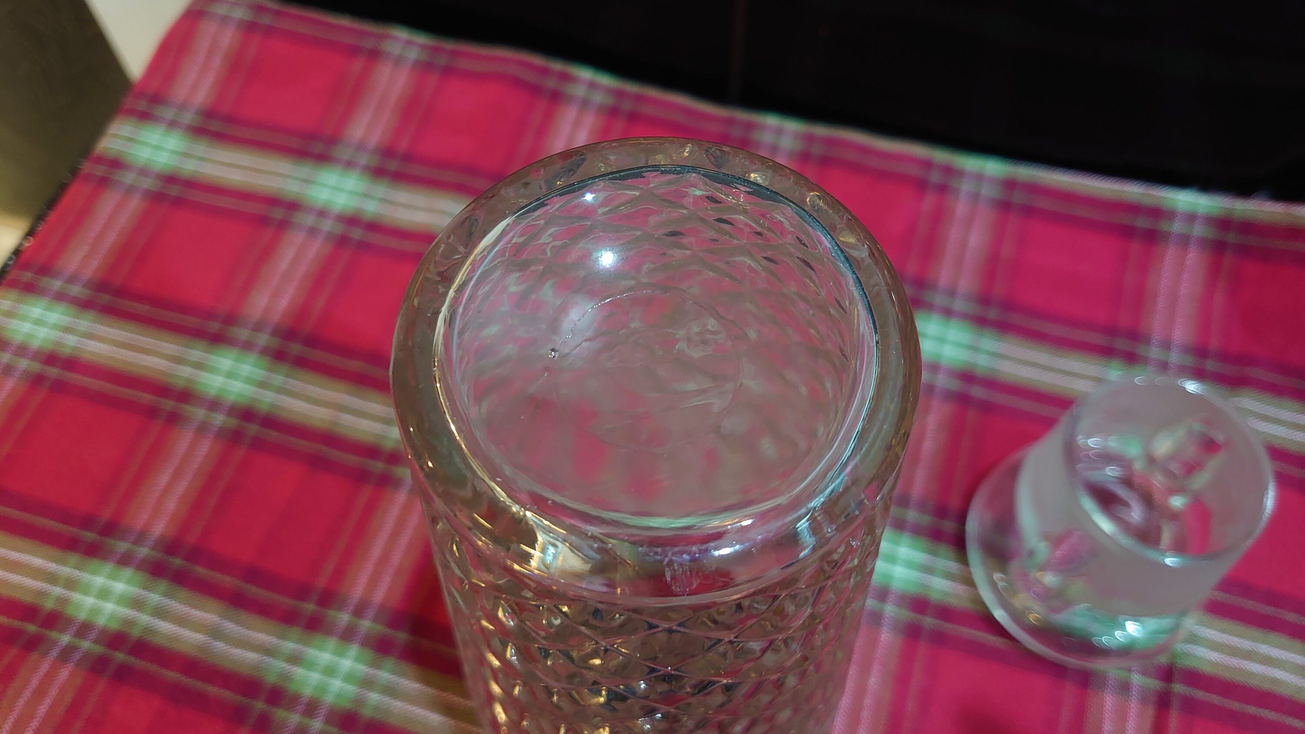 Cut Glass Diamond Pattern Decanter - Large Stopper - Rotating Pourer - Very Good to Excellent Condition c 500ml - Image 10