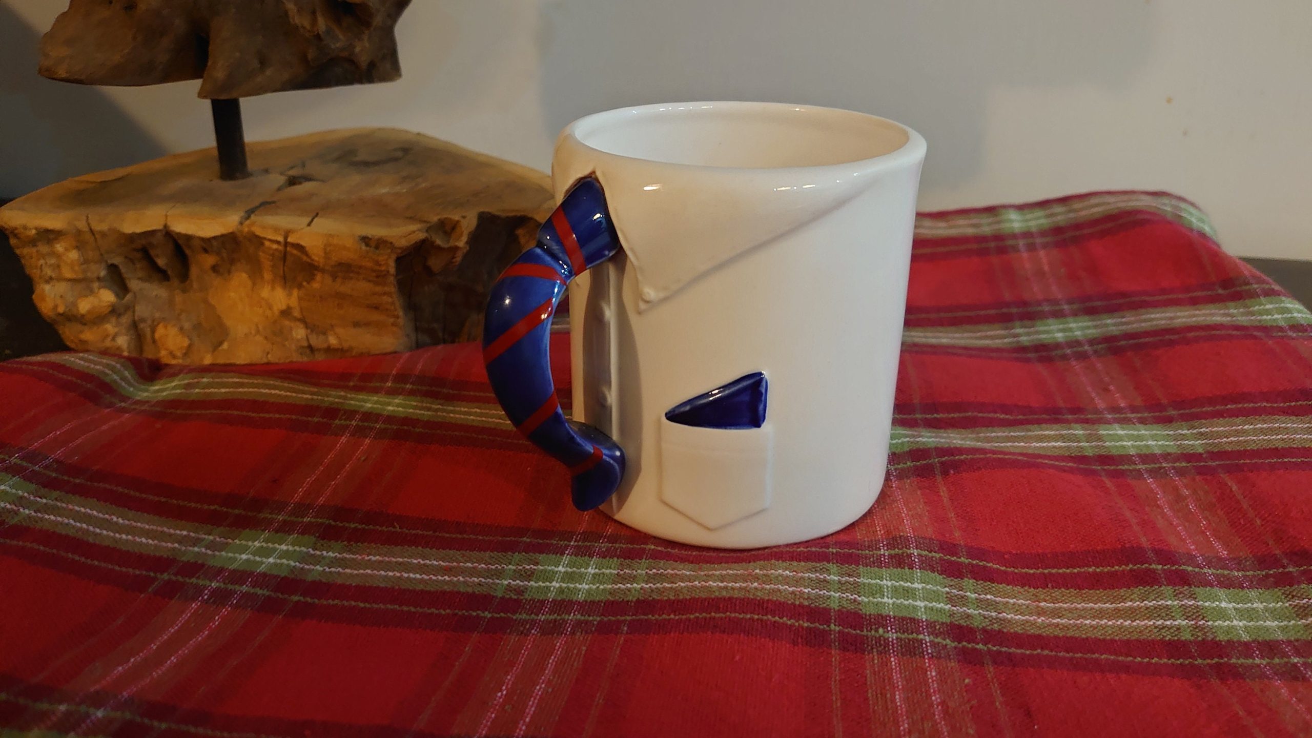 Office Shirt Style Cup with Tie Handle and Pocket detail - Novelty Cup - Very Good condition! - Image 2