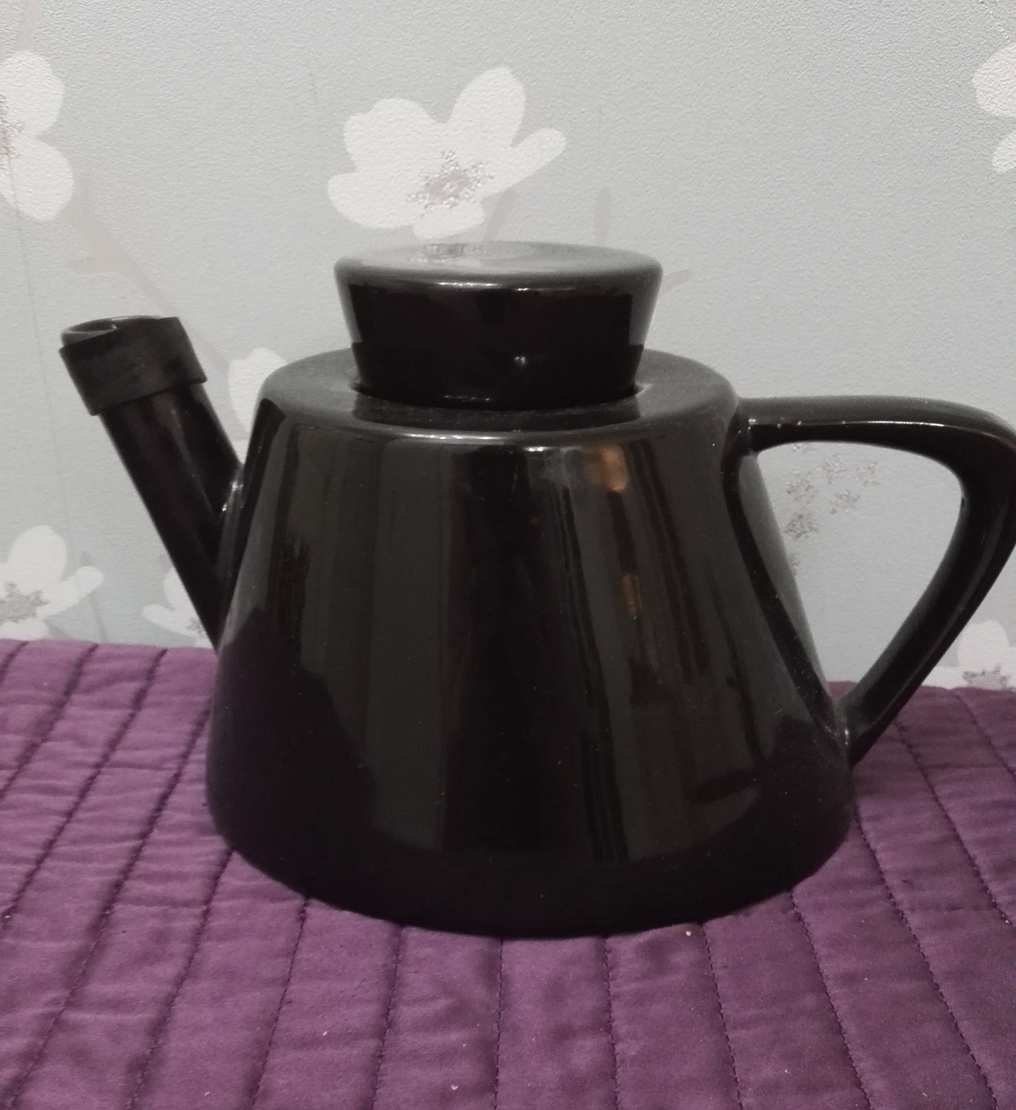 Iconic Early 1990s Ikea Varme Teapot - Heavy stoneware - Excellent Condition - Jet Black