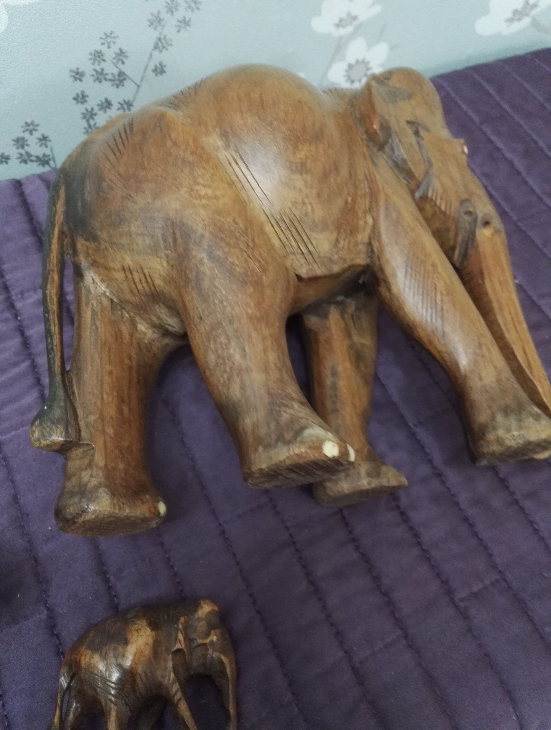 3 Carved Wooden Elephants - Acceptable to Good Condition - Great Gift Idea! - Image 6