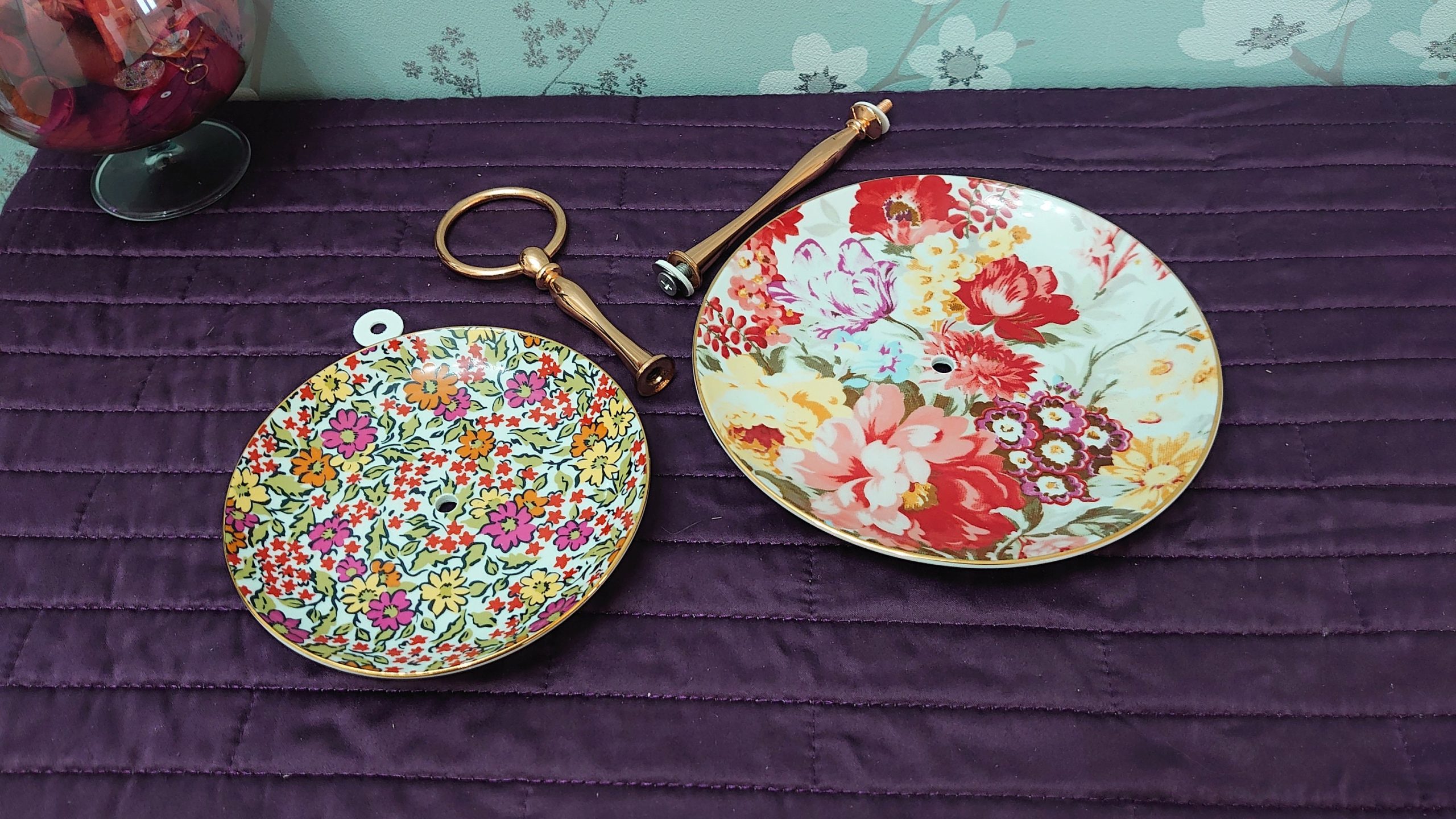 Small Colourful Tiered Fairy Cake Stands - Excellent Condition. - Image 7