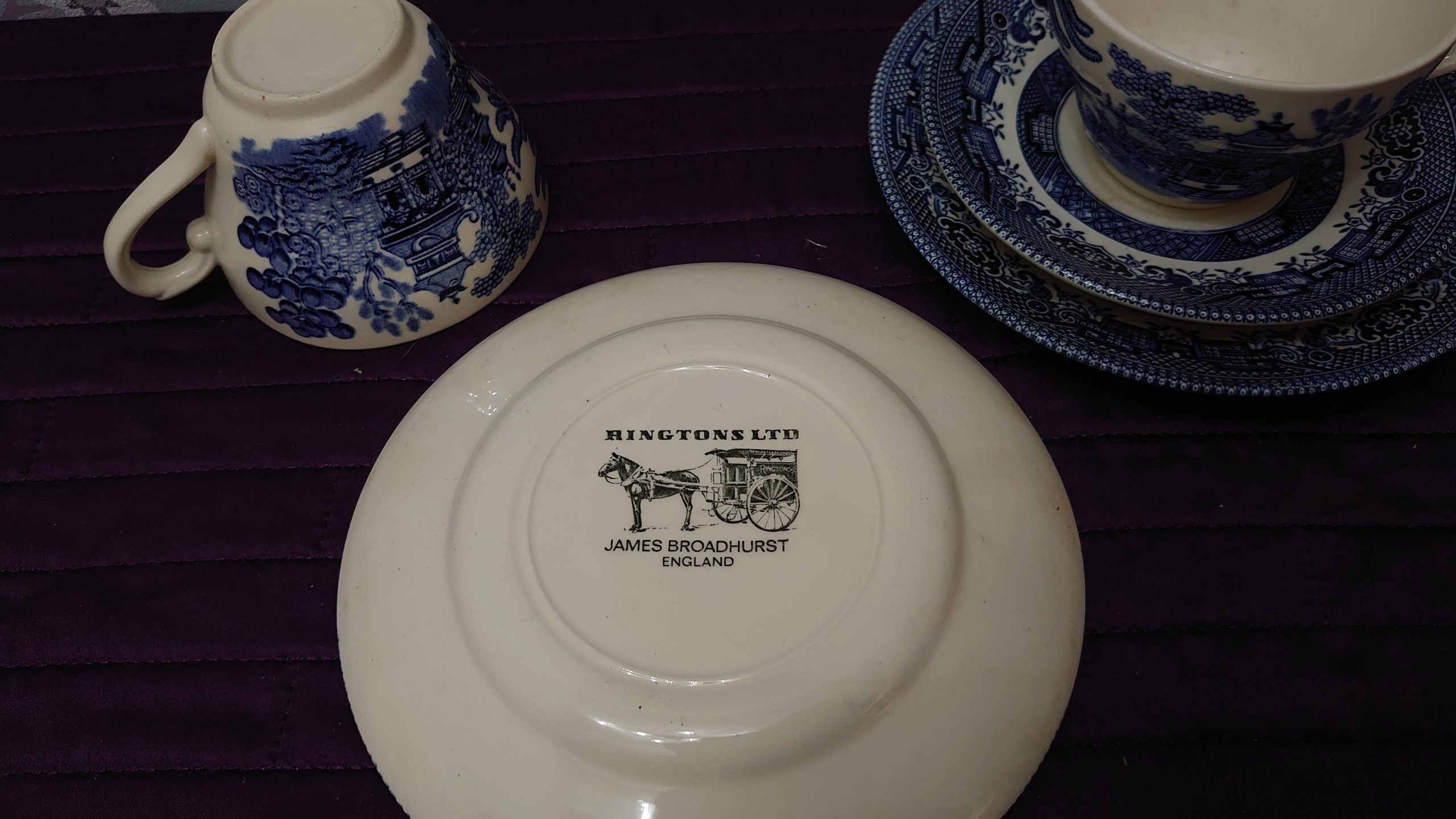 Ringtons Tea Ltd Six Piece Tea Set - 2 Blue and White Trios of Cup, Saucer and Side Plate in Commemorative Rington's Box - Very Good Cond. - Image 9
