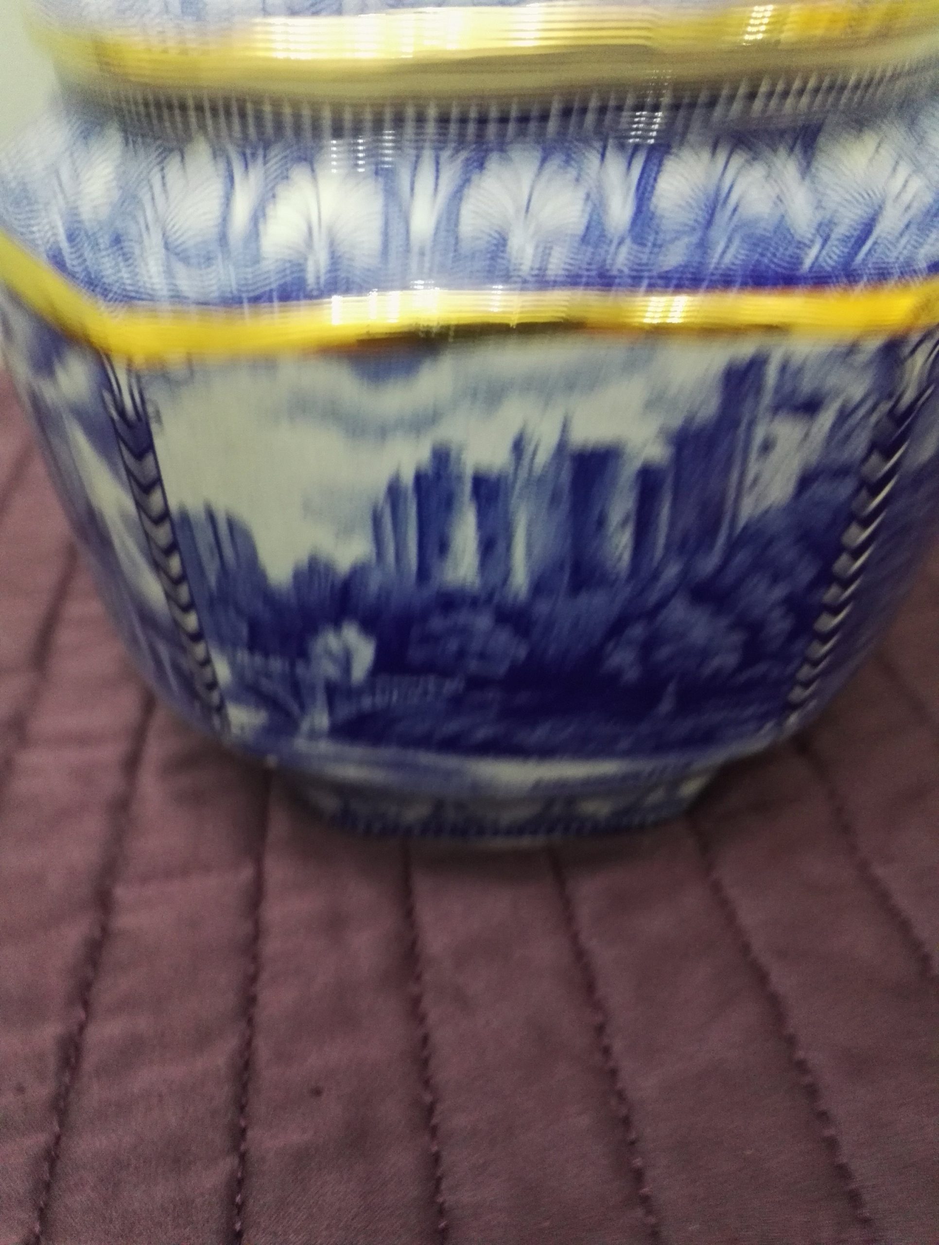 Blue and White Rington's Millennium Tea Caddy / Storage Jar - in Very Good to Excellent Condition - with Windsor Castle patterning - Image 5