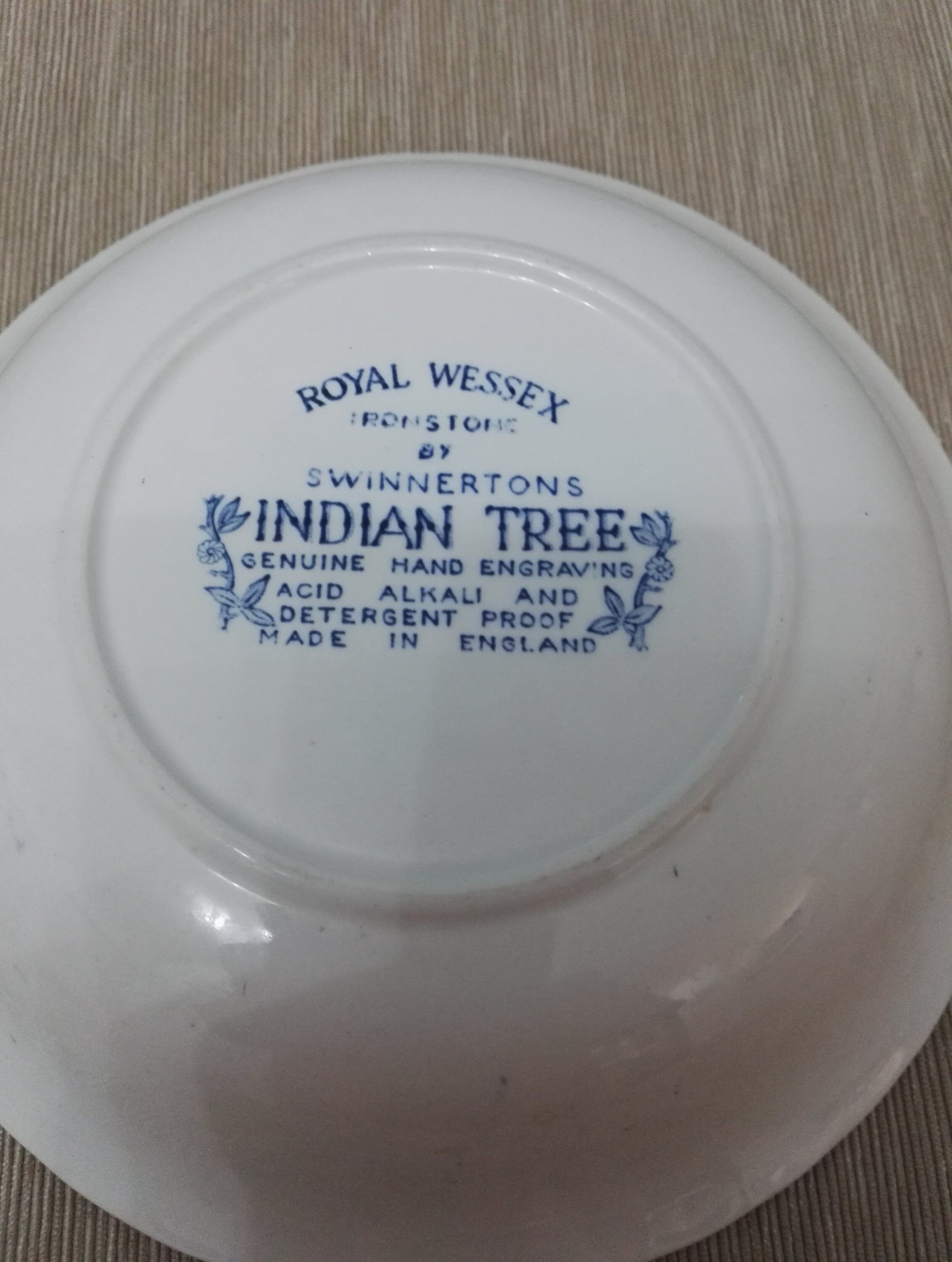 Royal Wessex Dish - Indian Tree Patter - Skinnertons - 20cm Diameter - Excellent condition - Image 4