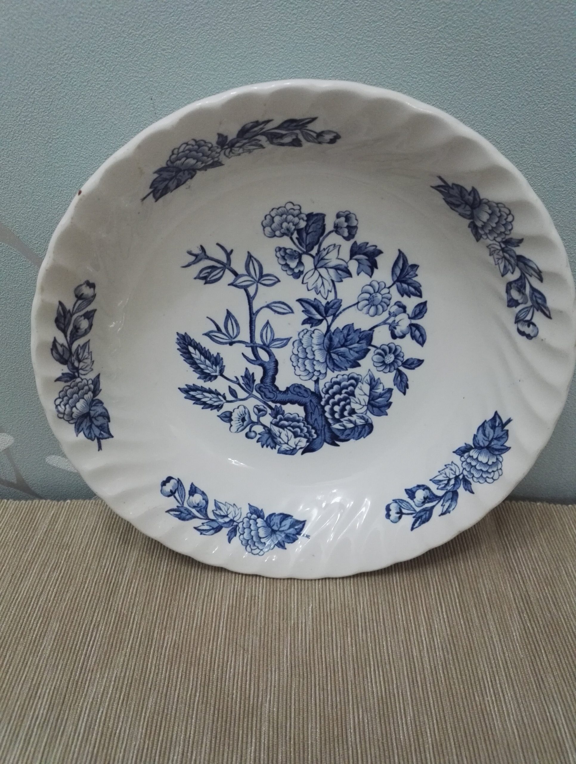 Royal Wessex Dish - Indian Tree Patter - Skinnertons - 20cm Diameter - Excellent condition - Image 5