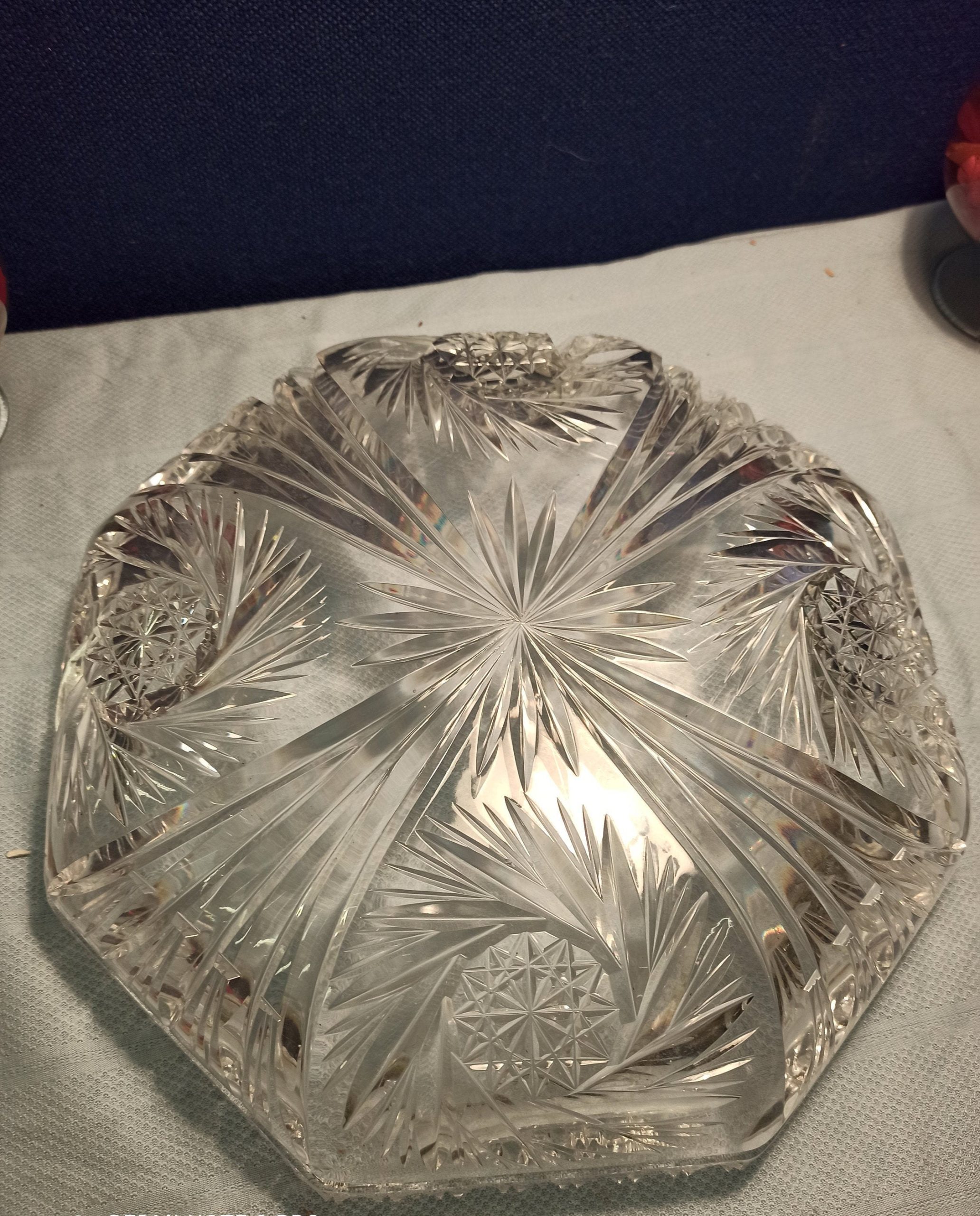 Large Glass Fruit Bowl - Heavy- Excellent Condition - Image 5