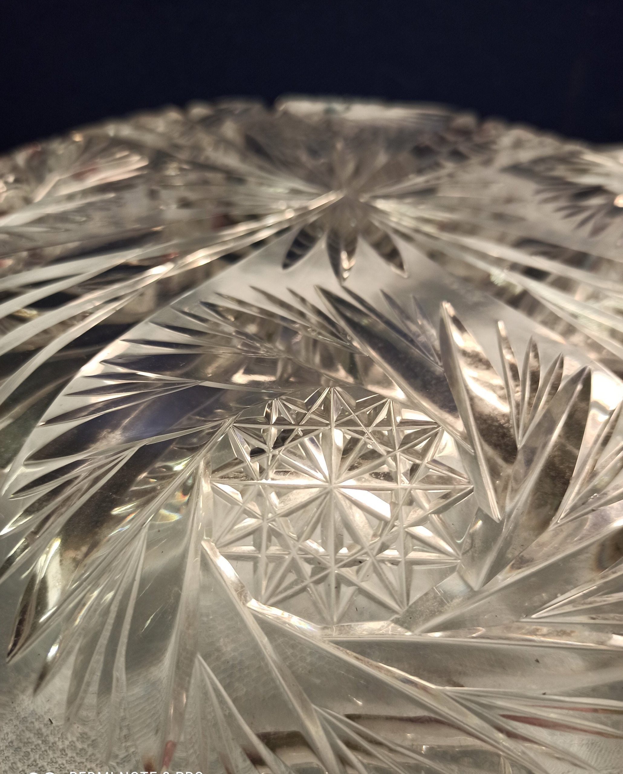 Large Glass Fruit Bowl - Heavy- Excellent Condition - Image 6
