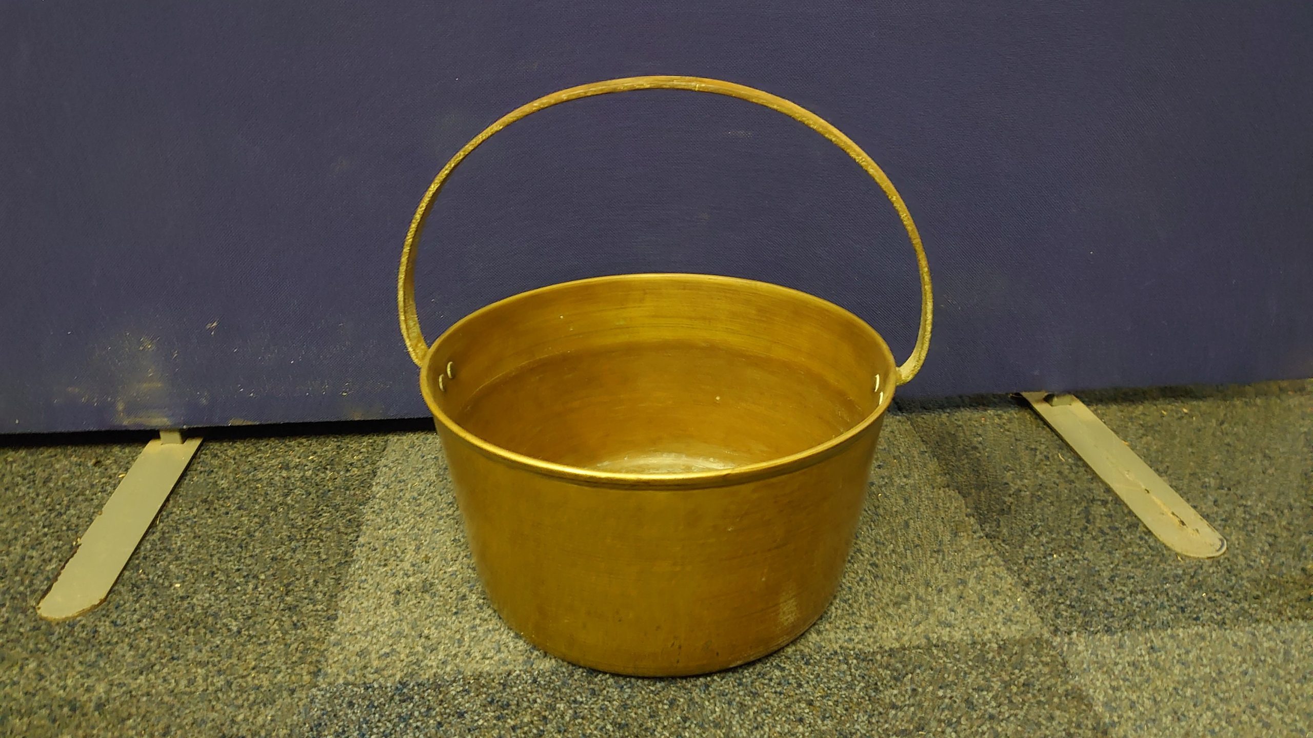 Medium Antique Victorian Brass Jam Pan - Good condition - 38cm diameter - 38cm tall - Working Condition!