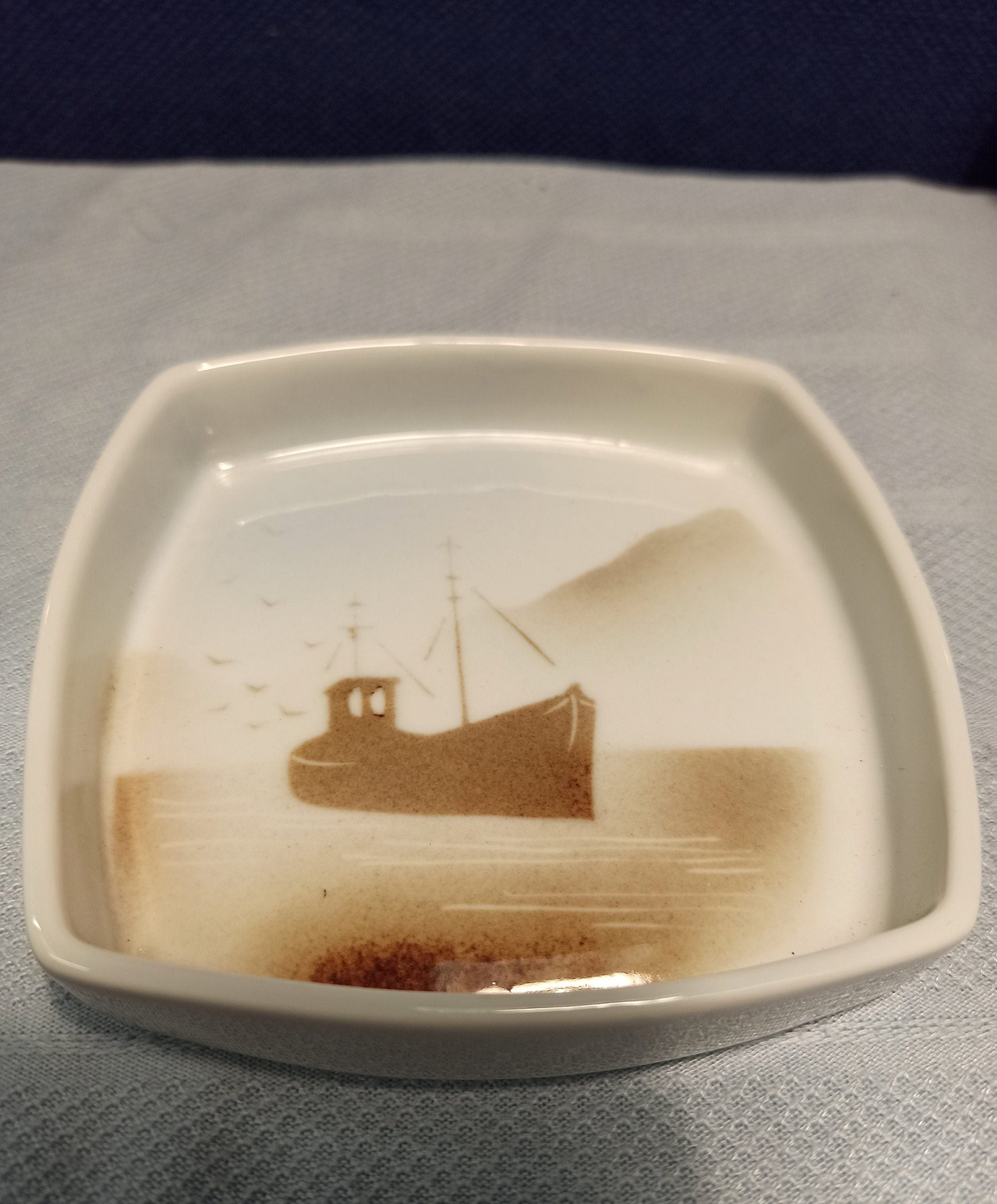 Highbank Porcelain Small Vase and Trinket Tray - Excellent Condition - Image 7