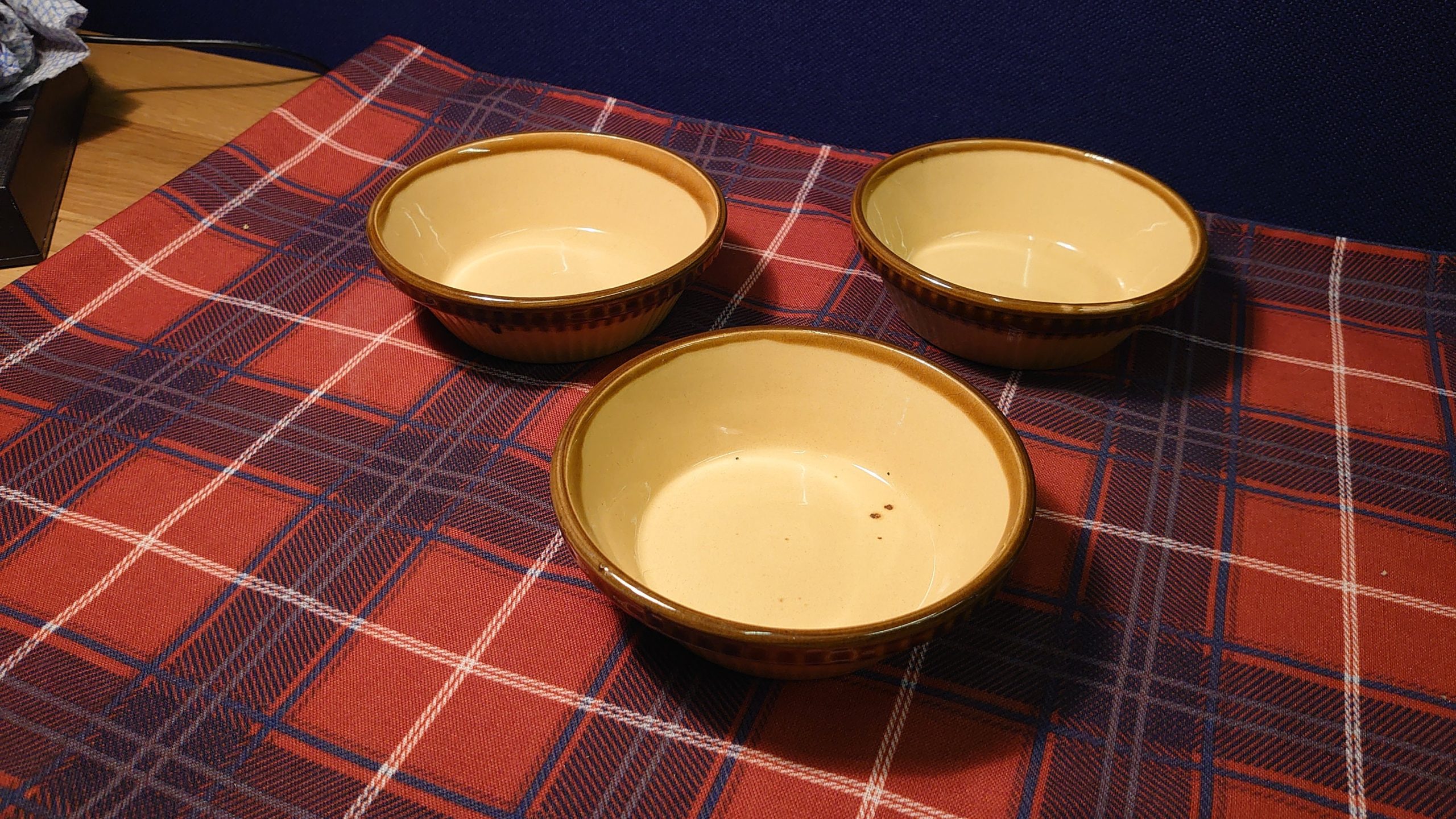 Trio of T G Green Ramekin or Panna Cotta Bowls - 13cm diameter - Very Good condition - Image 5
