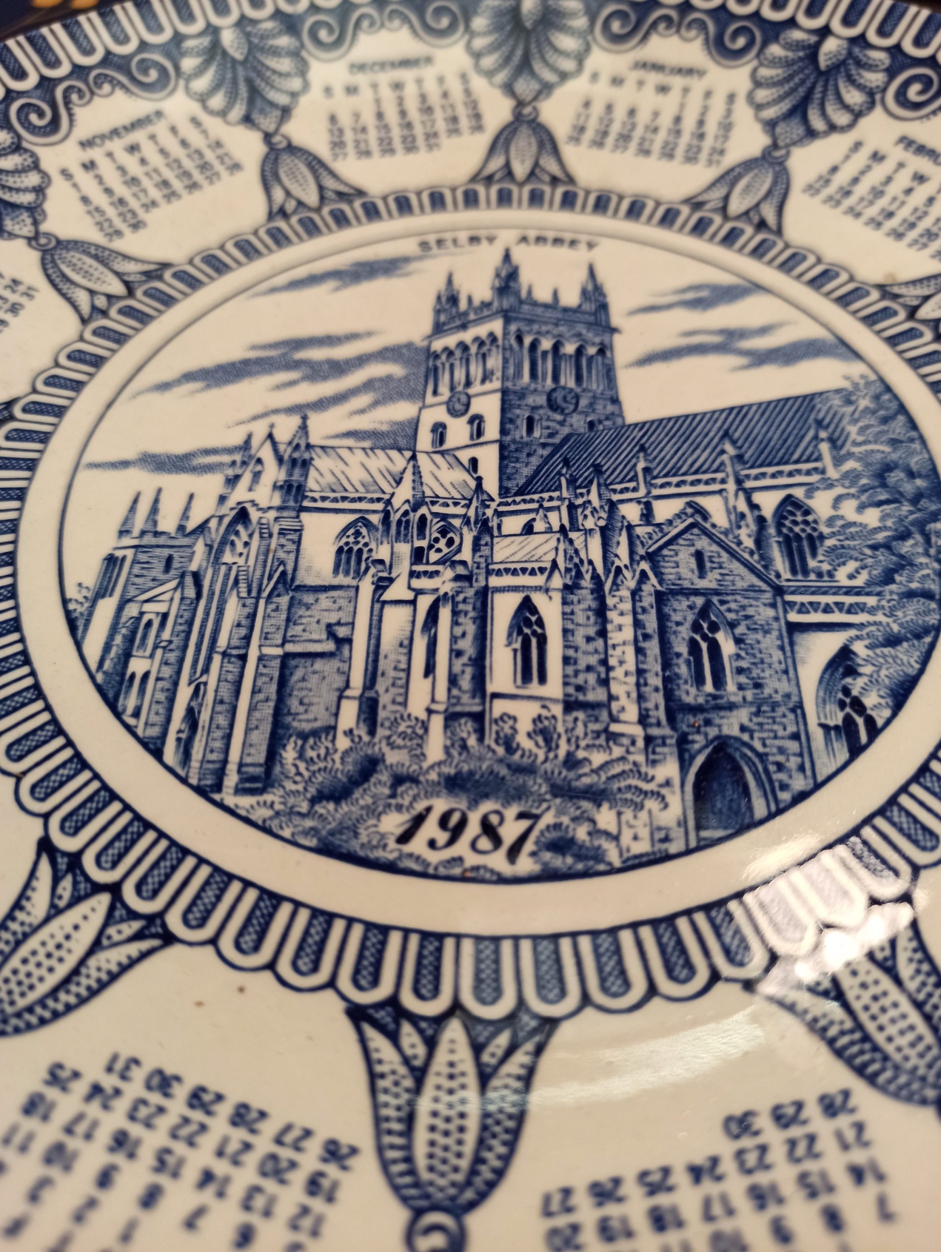 Ringtons Set of 4 Calendar Decorative Calendar Plates. 1984, 1985, 1986 and 1987. Very Good Condition. - Image 7