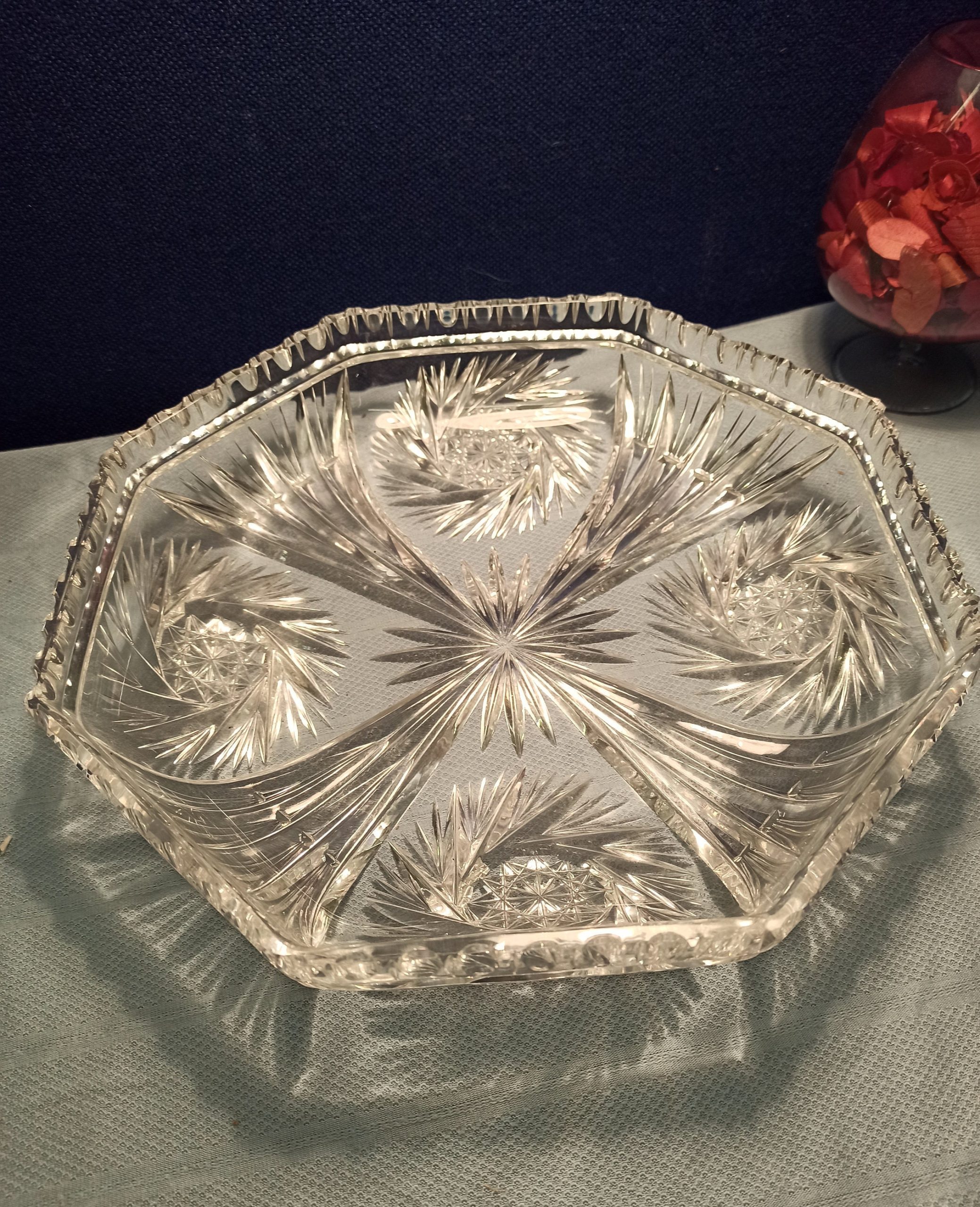 Large Glass Fruit Bowl - Heavy- Excellent Condition - Image 3