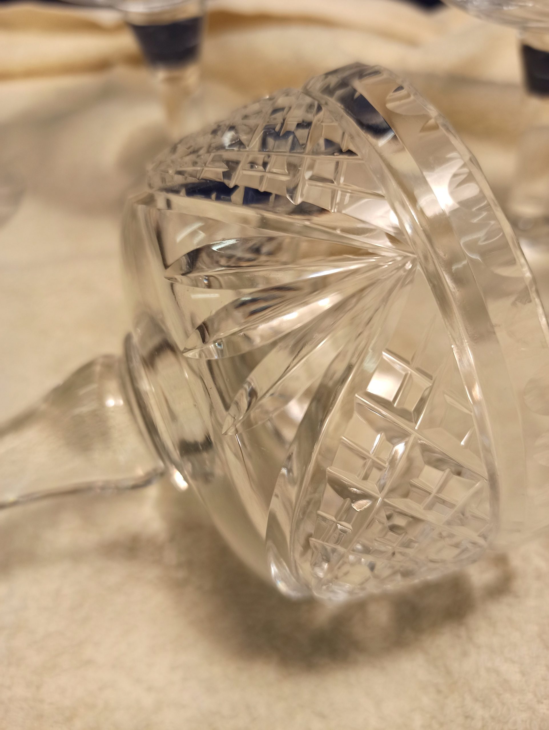 Set of 4 Vintage Glass Crystal Dessert Dishes. Good Condition. - Image 9