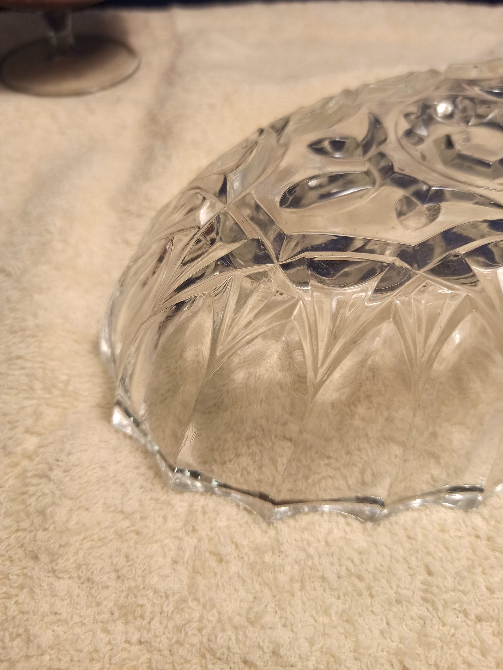 Nibbles Glass Serving Dish. Good Condition. - Image 7
