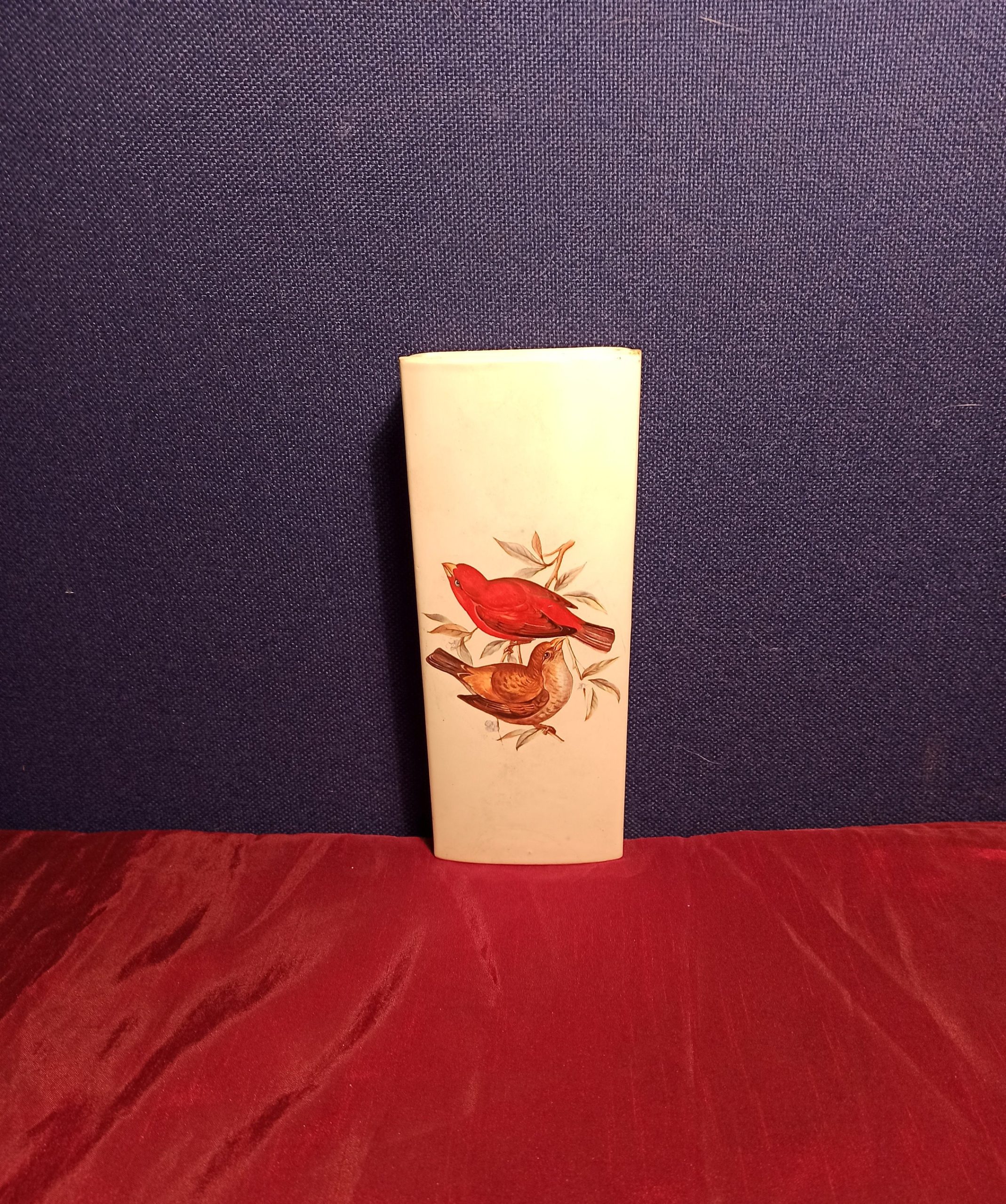 Flat Backed Wall Posy Vase - Very Good Condition - Image 3