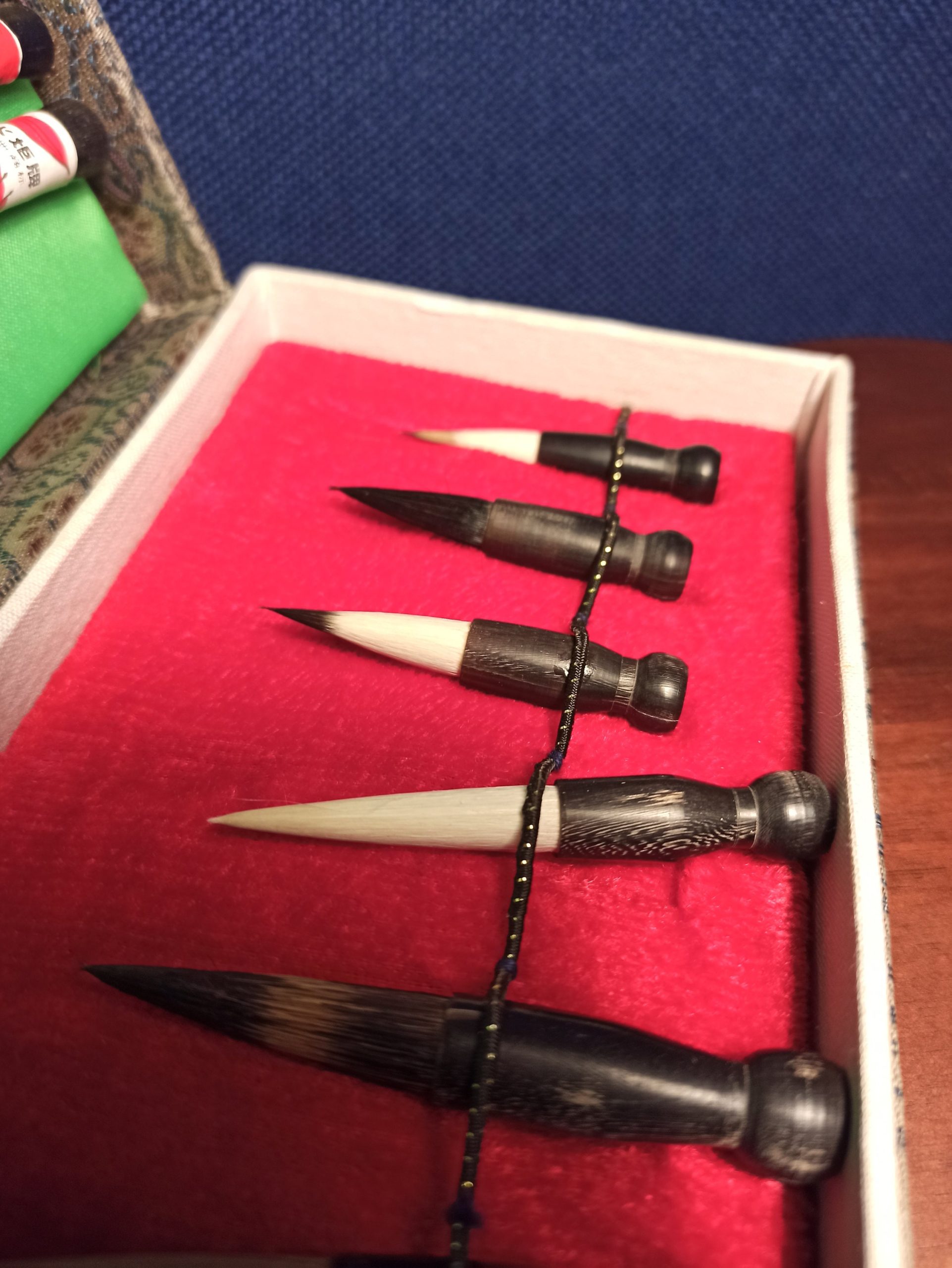 Vintage Chinese Calligraphy Set. Very Good Condition. - Image 6