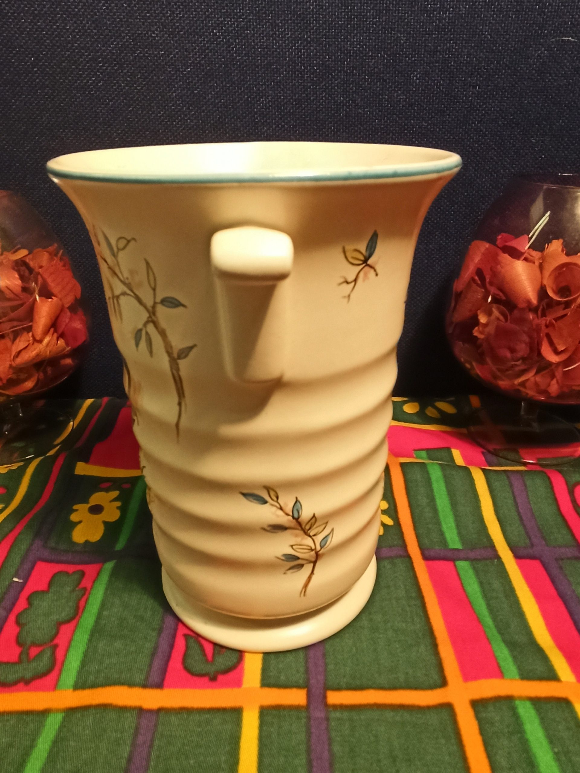 Crown Ducal Ribbed Vase - 'Petit Pierre' - Image 9