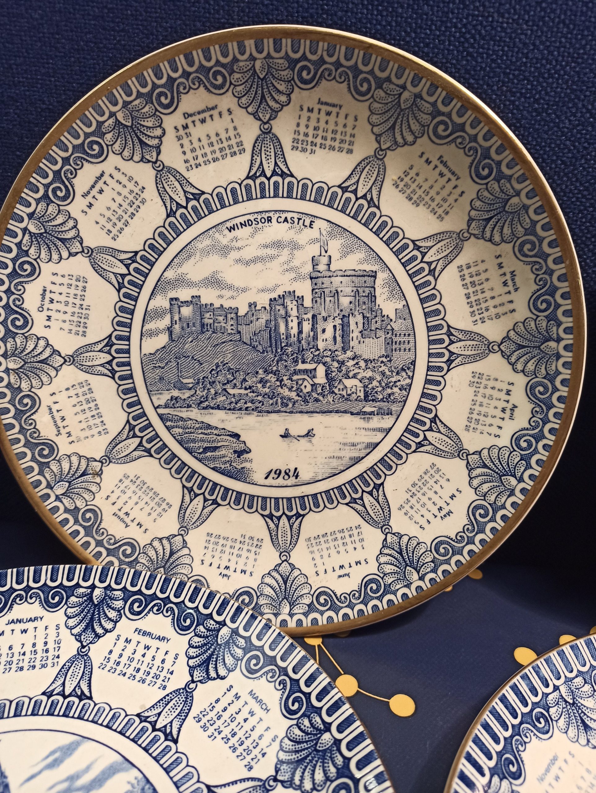 Ringtons Set of 4 Calendar Decorative Calendar Plates. 1984, 1985, 1986 and 1987. Very Good Condition. - Image 2