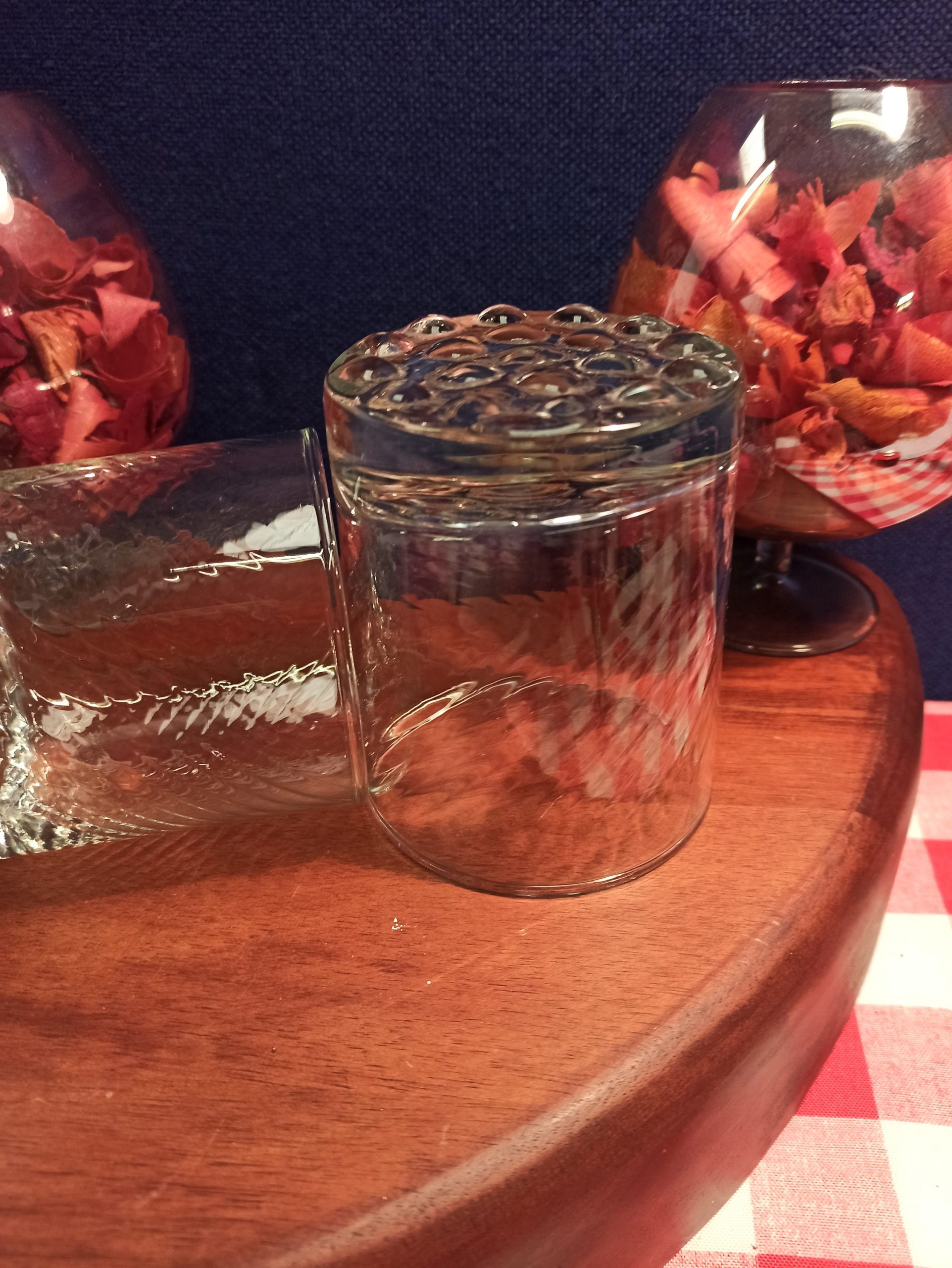 Set of Three Lead Crystal Glass Whiskey Tumblers. Excellent Condition. - Image 7