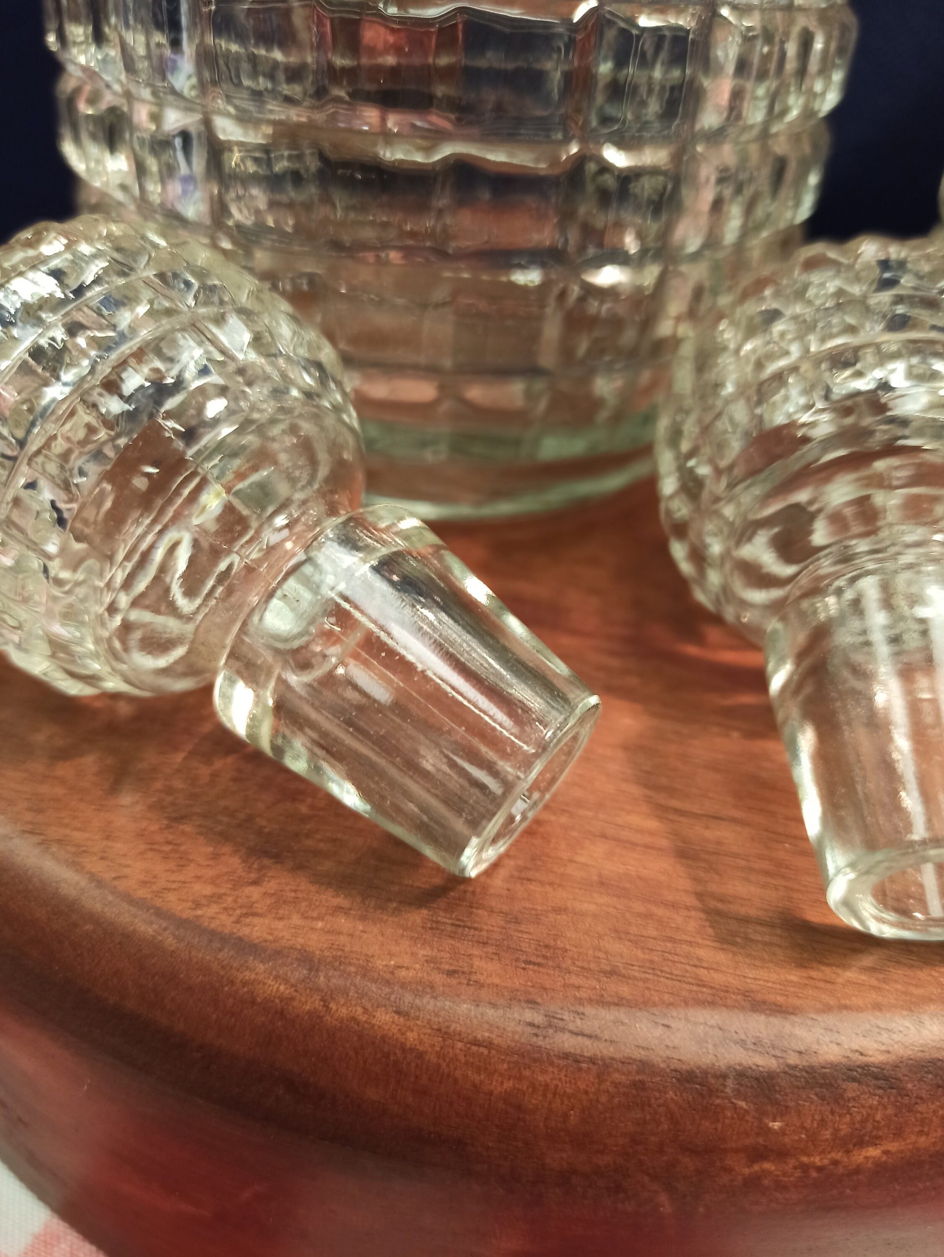 Set of Two Carafe Decanters. c1940s. Very Good Condition. - Image 7