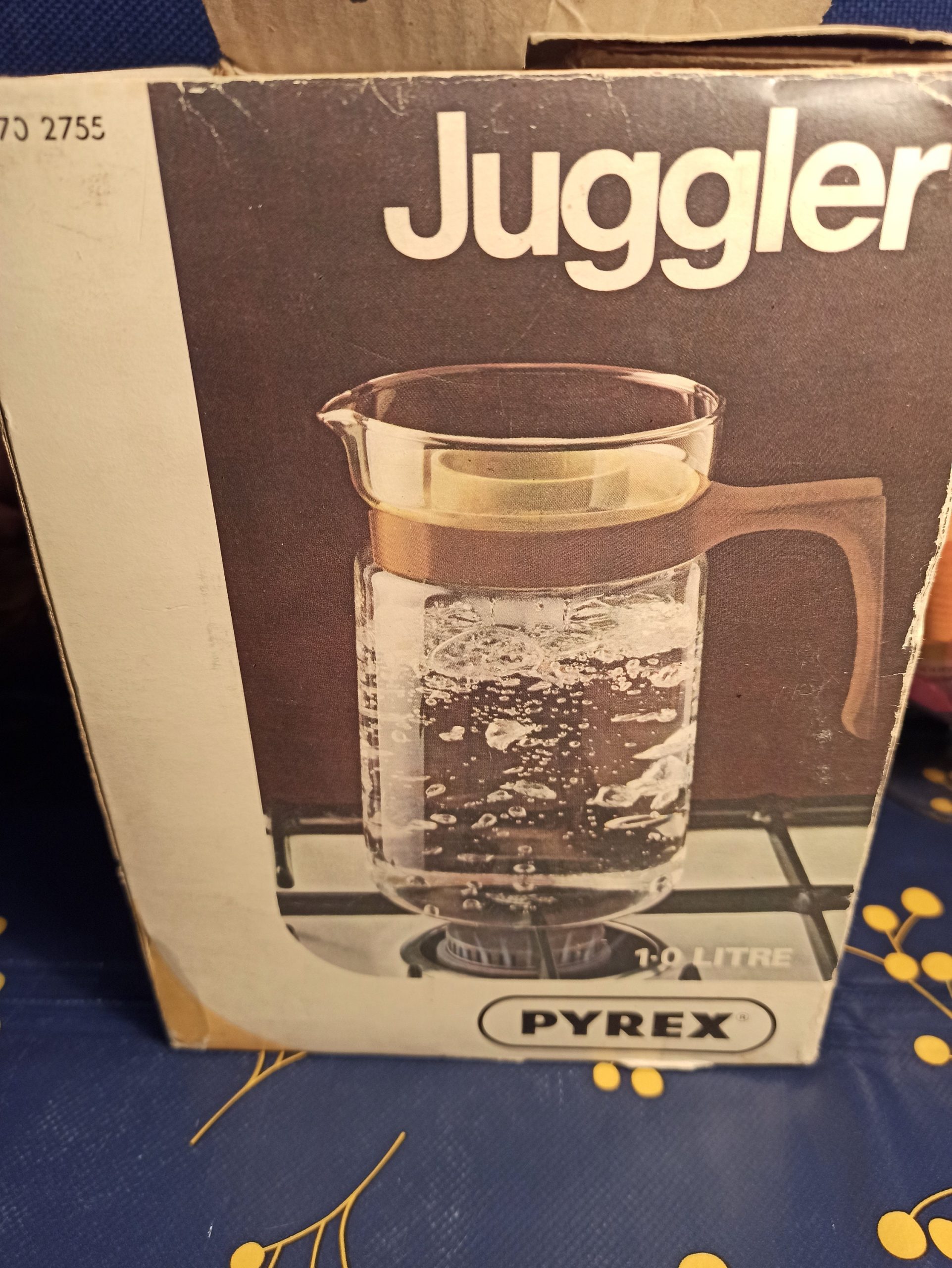 Pyrex 1960's Hot Water Juggler. Very Good Condition. - Image 6