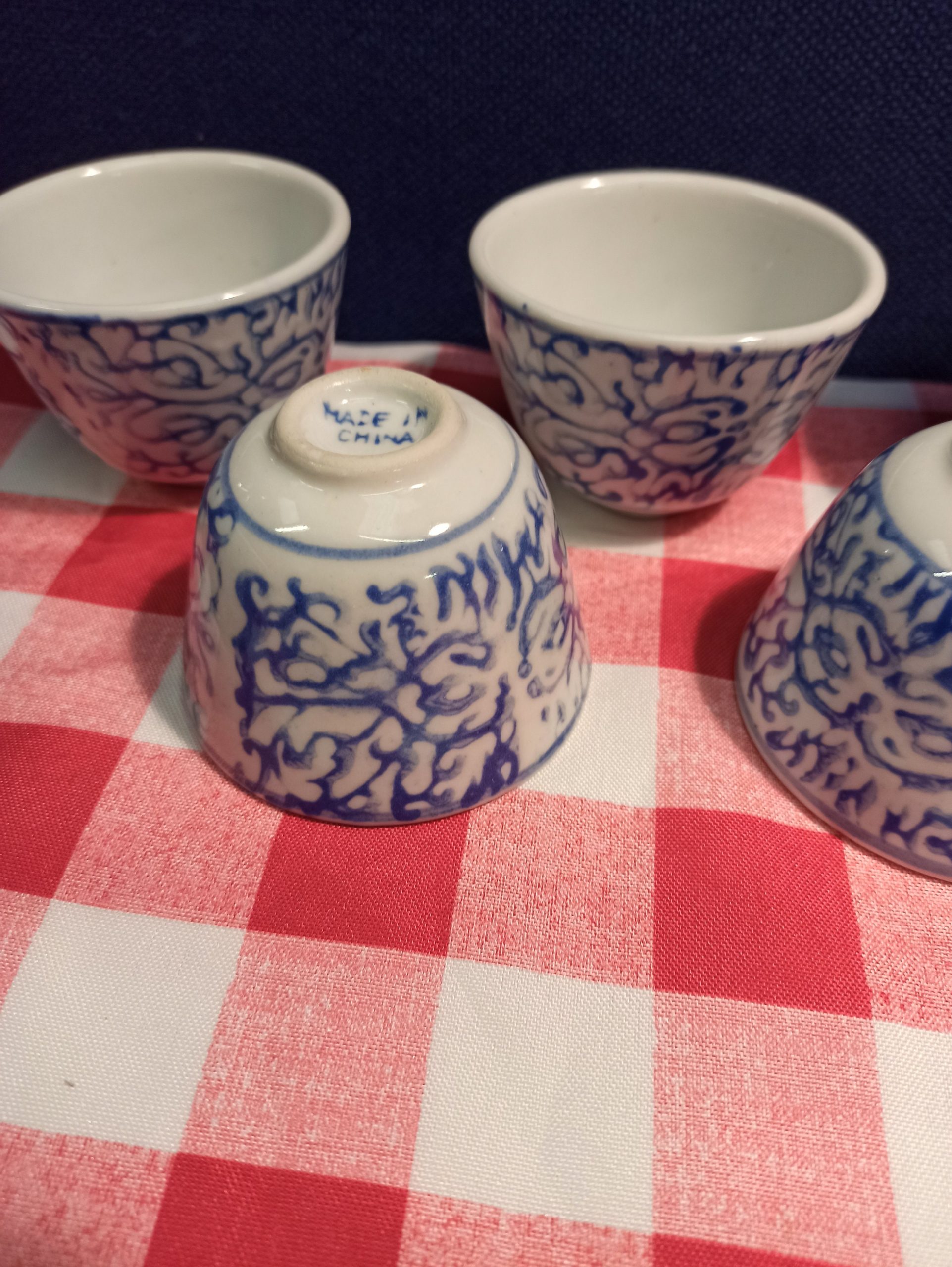 Set of 6 Chinese Tea Cups. Very Good Condition. - Image 6