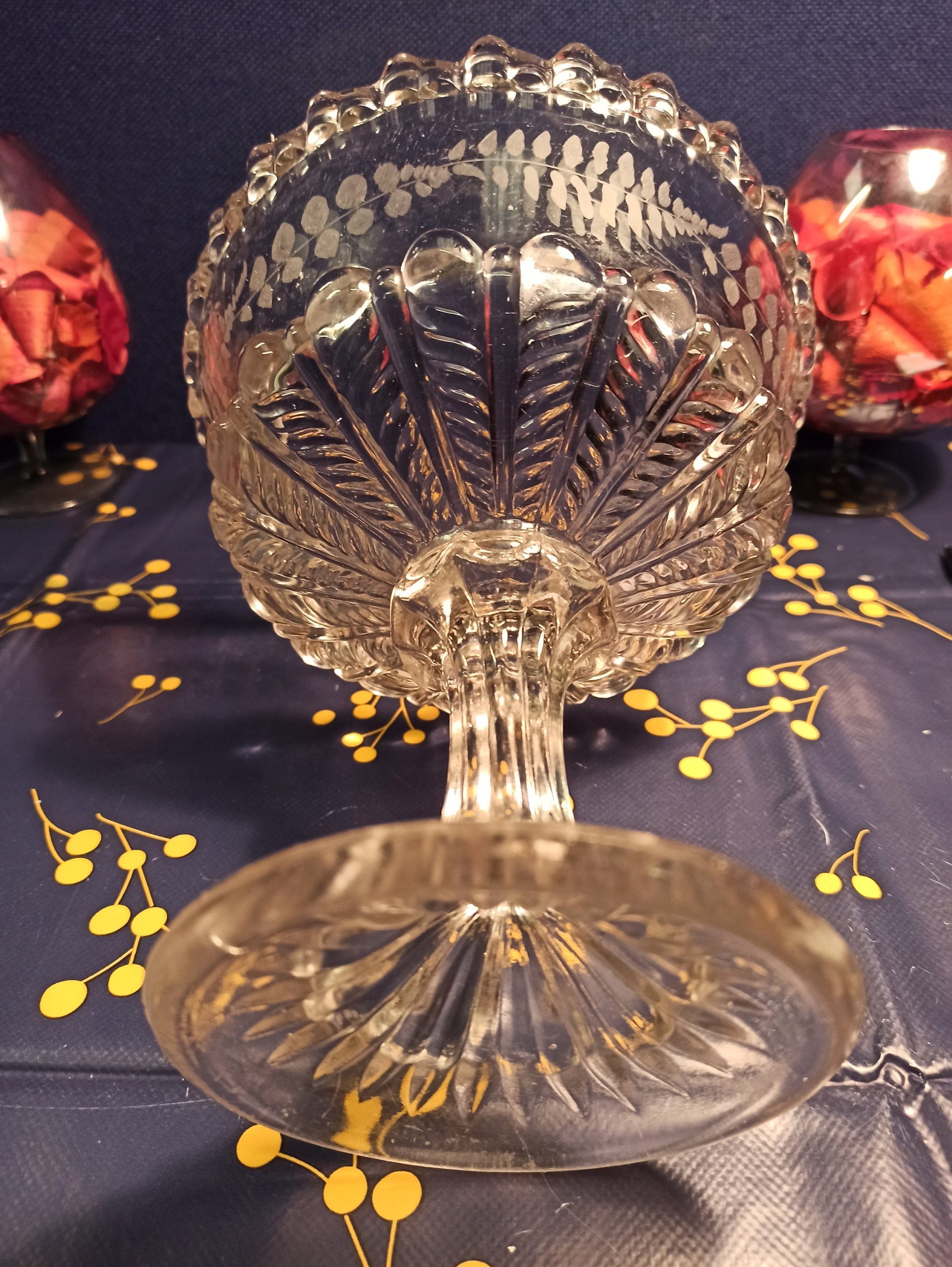19th Century Pedestal Fruit Bowl. Very Good condition. - Image 8