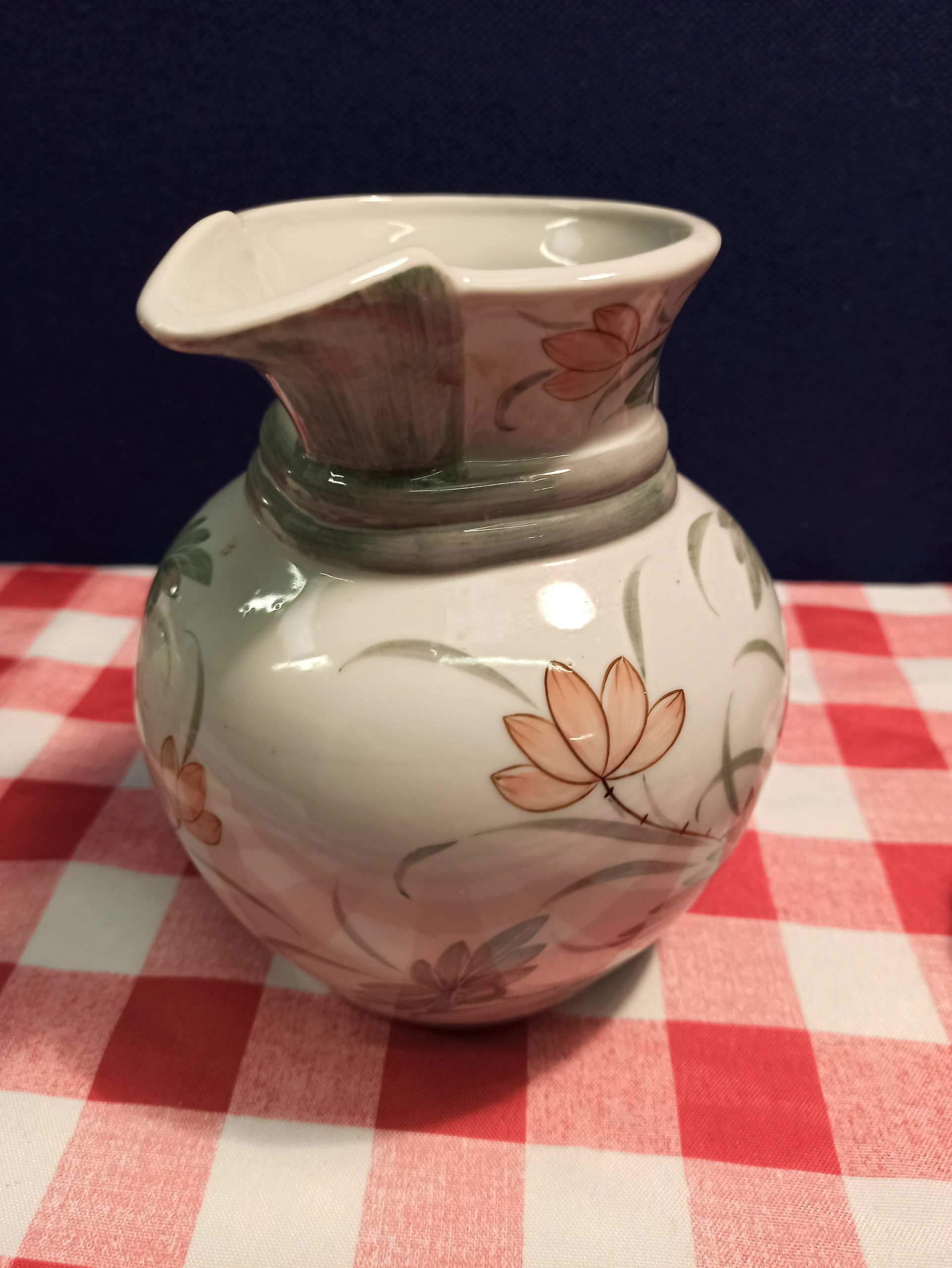 Set of 3 Taiwanese Decorative Hand Painted Kitchenware Items. Jug Vase, Lidded Ginger Jar and Posy Vase. - Image 9