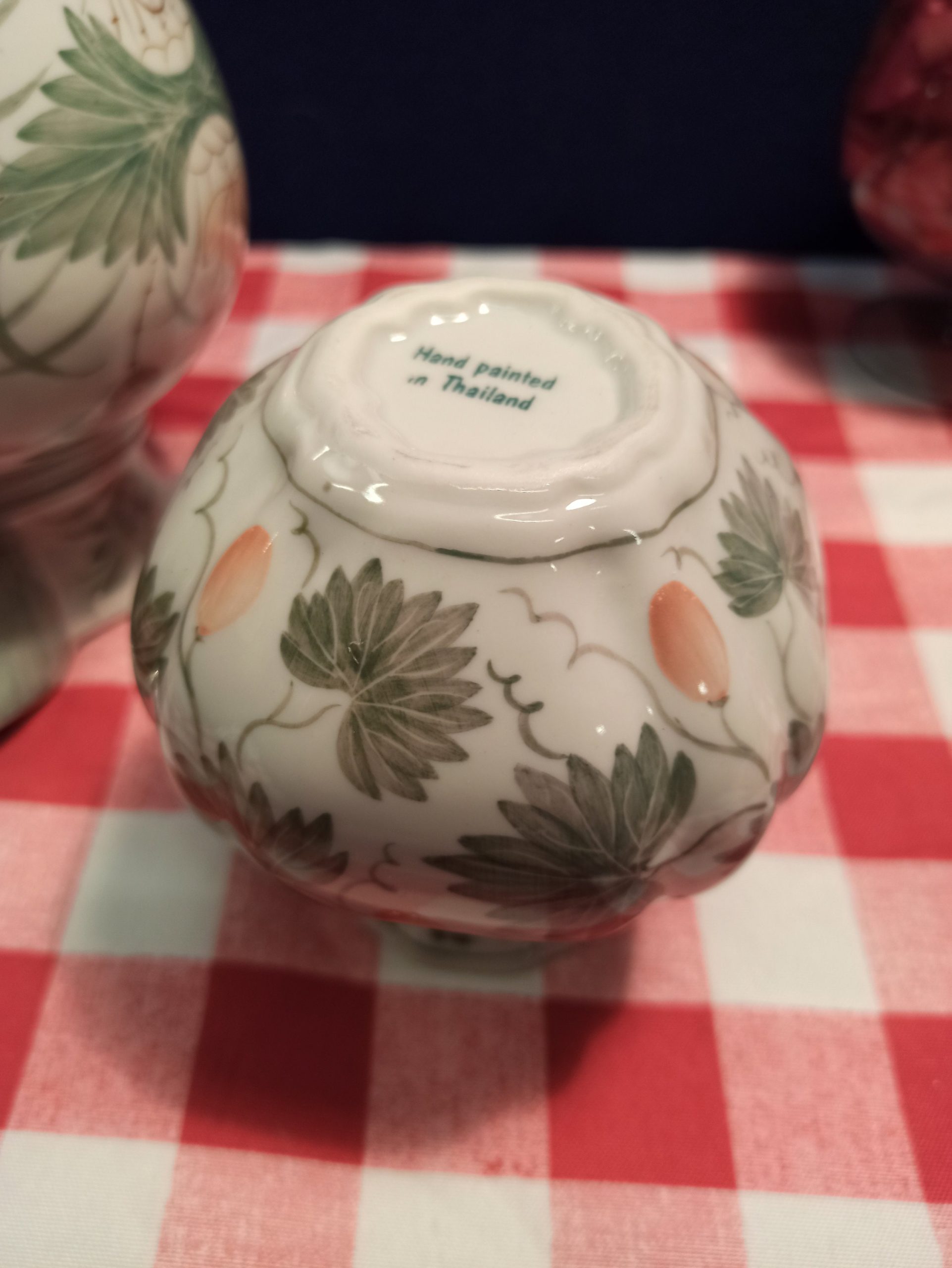 Set of 3 Taiwanese Decorative Hand Painted Kitchenware Items. Jug Vase, Lidded Ginger Jar and Posy Vase. - Image 10
