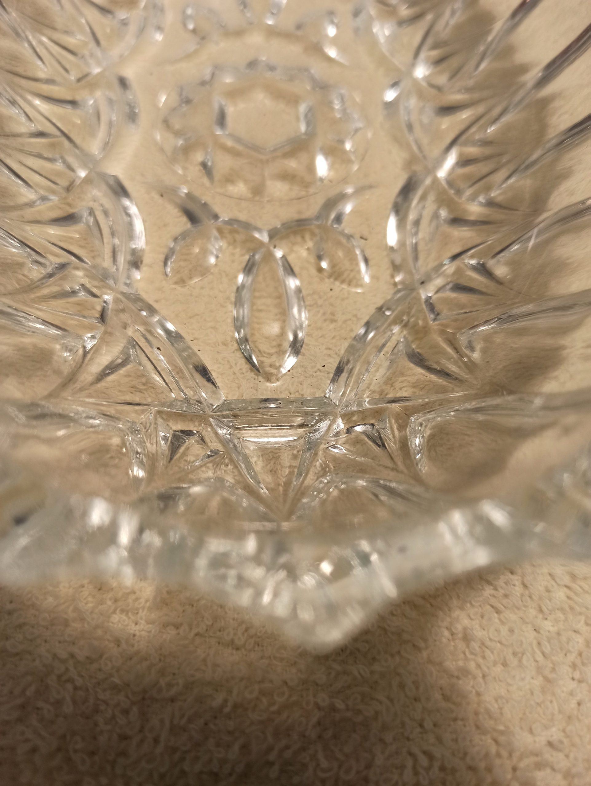 Nibbles Glass Serving Dish. Good Condition. - Image 5